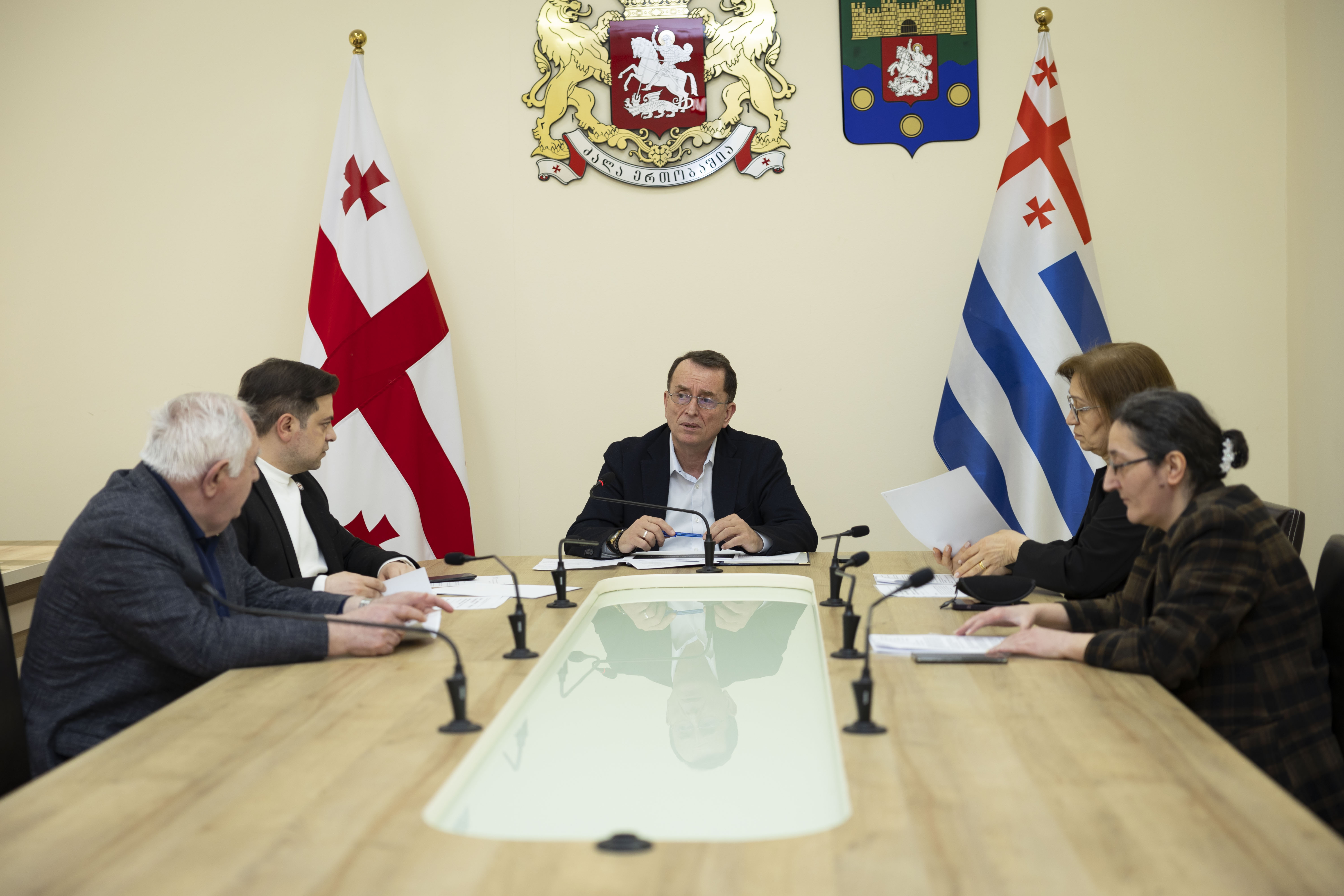 ჯანმრთელობის დაცვისა და სოციალურ  საკითხთა  კომიტეტის სხდომა