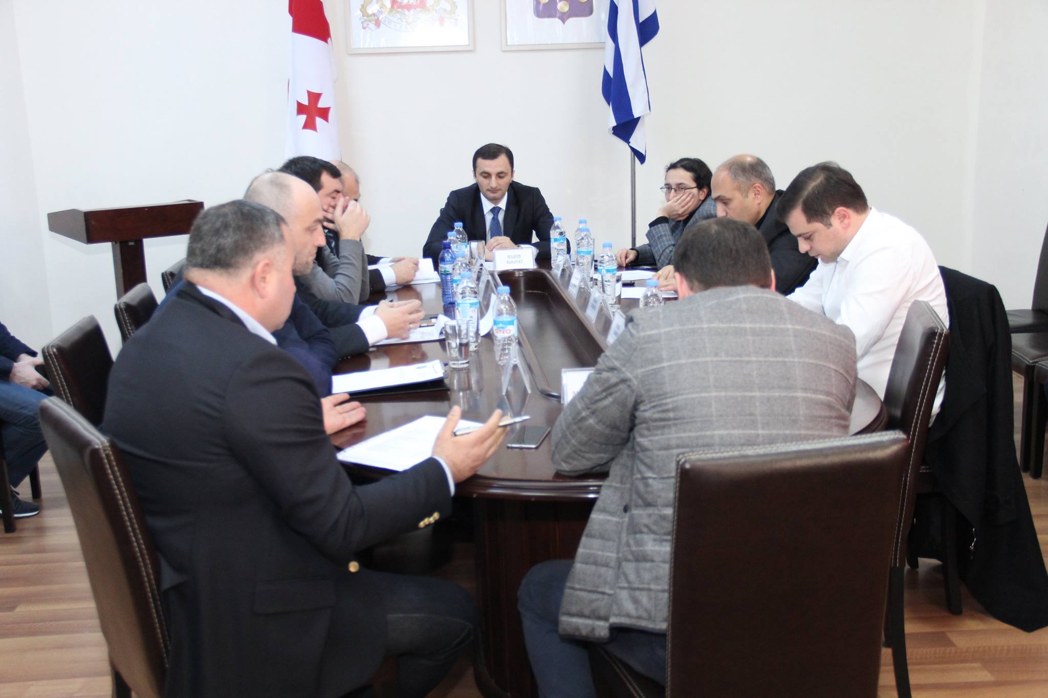 ბიუროს პირველი სხდომა