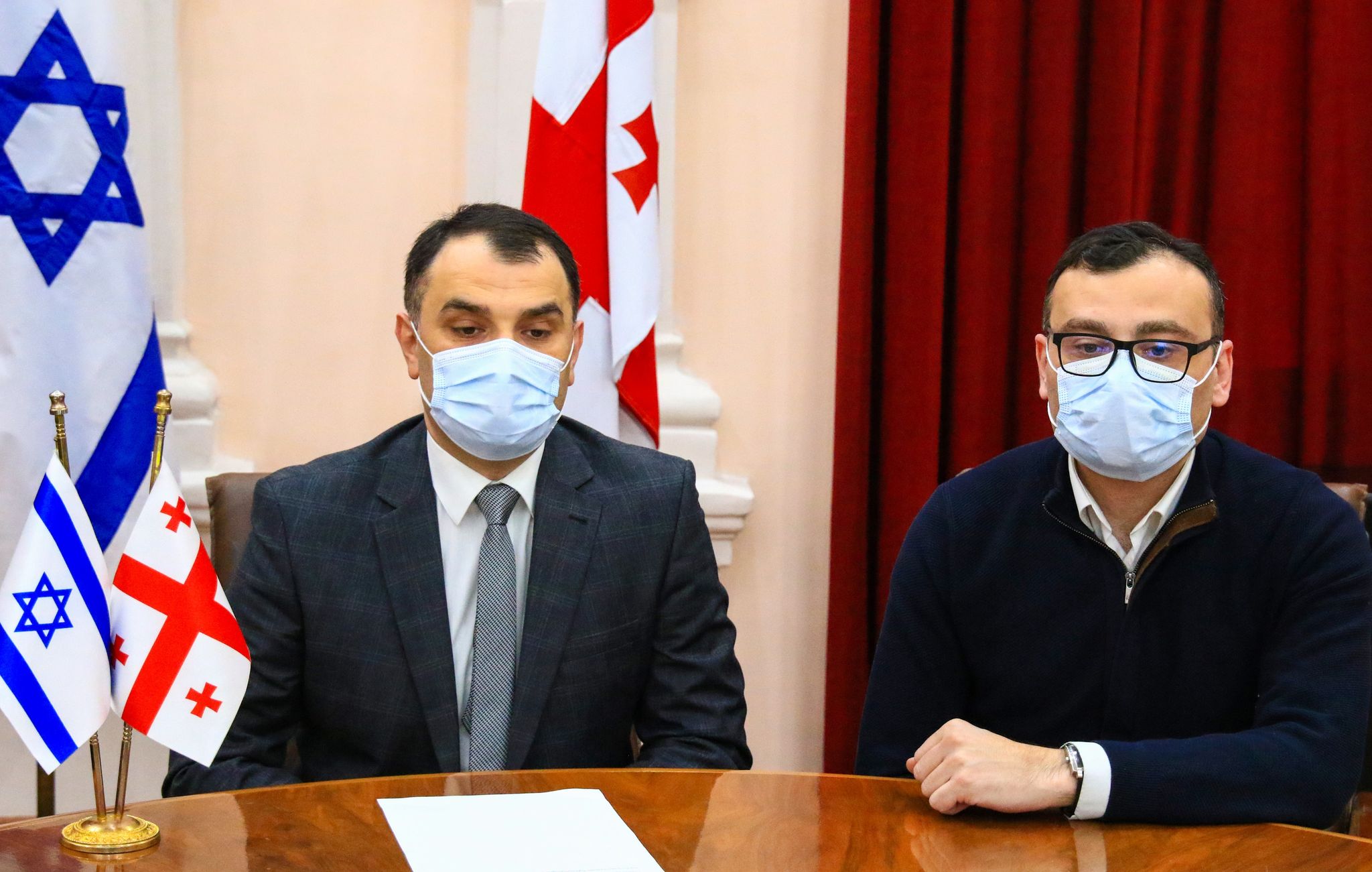 ტიტე აროშიძემ და არჩილ ჩიქოვანმა ნეთანიის მერთან თანამშრომლობის საკითხები განიხილეს