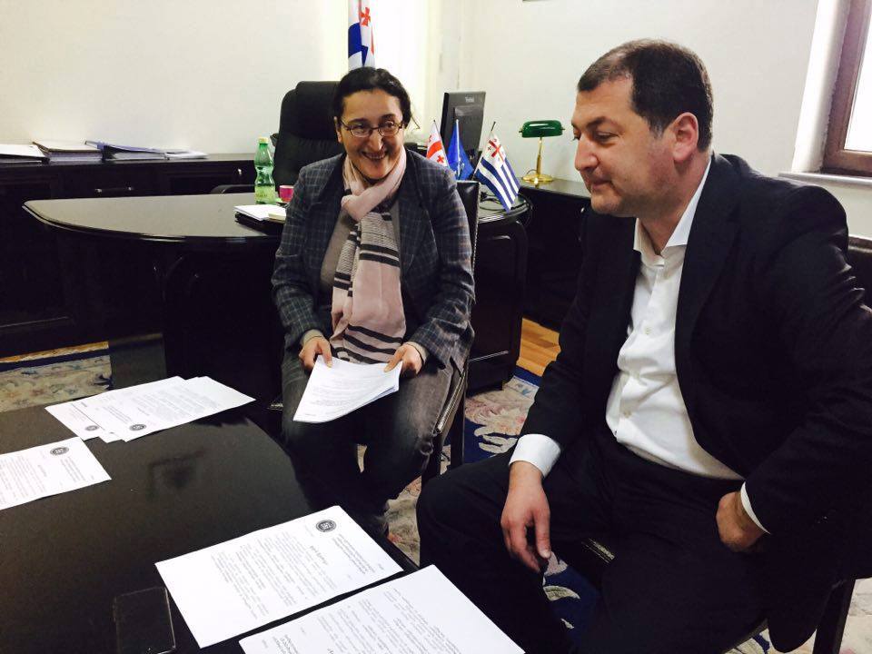 კომისია საკანონმდებლო პაკეტის ინიცირებას იწყებს