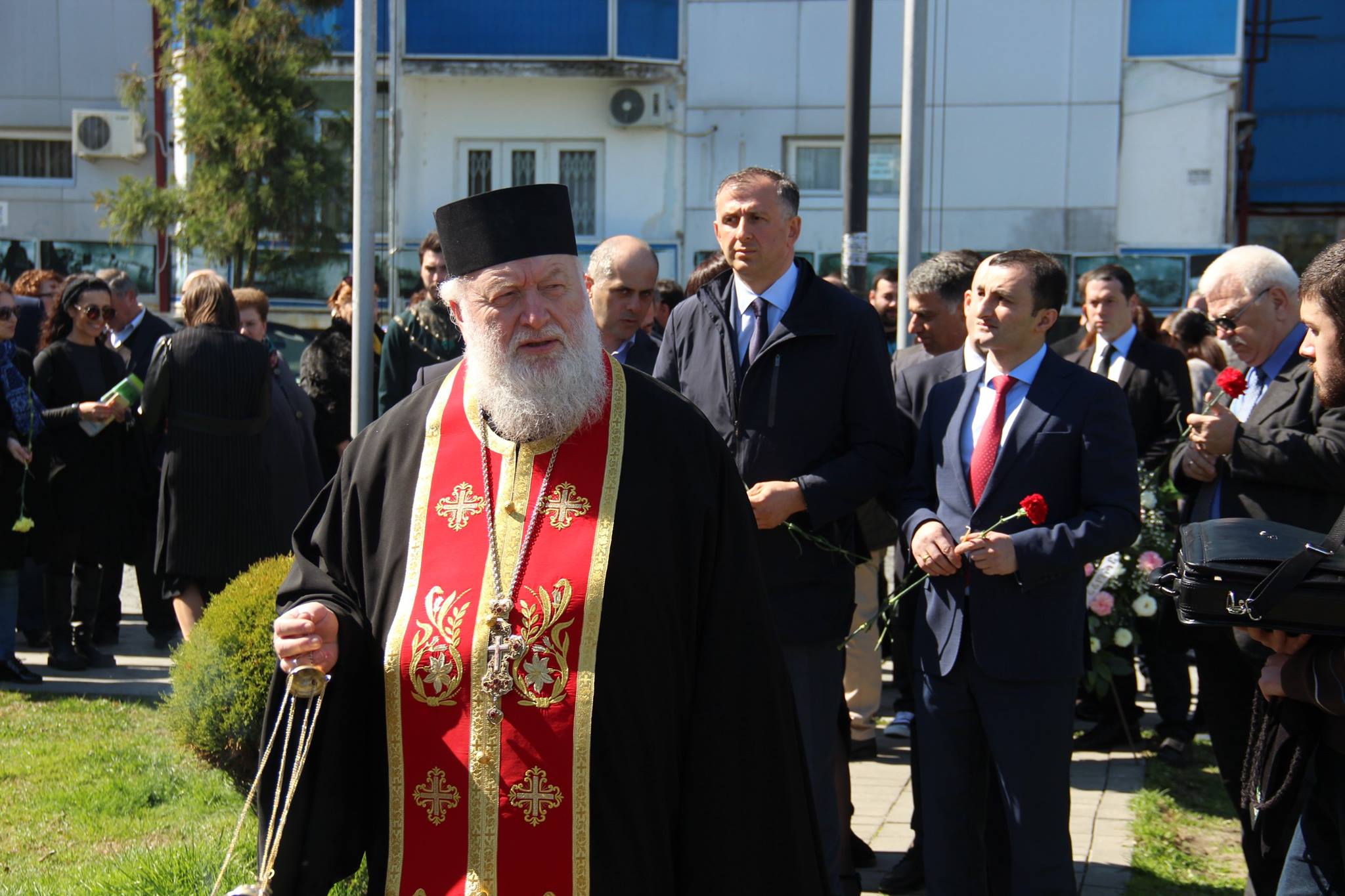 გმირულად დაღუპულებს პატივი მიაგეს