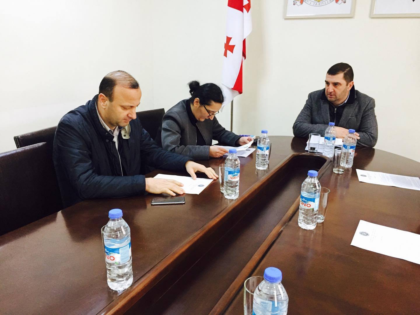 სამი საკითხი განიხილეს