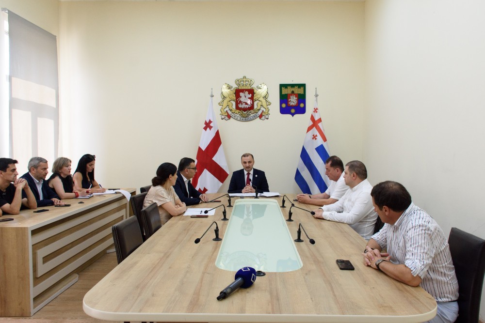 აჭარის უმაღლეს საბჭოში საშემოდგომო სესია გაიხსნა