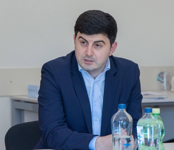 შეხვედრა განათლების საერთაშორისო ცენტრის აღმასრულებელ დირექტორთან