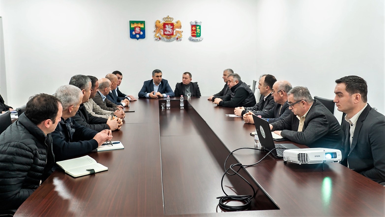 ფრიდონ ფუტკარაძე ქედასა და ხელვაჩაურში გამართულ შეხვედრებს დაესწრო