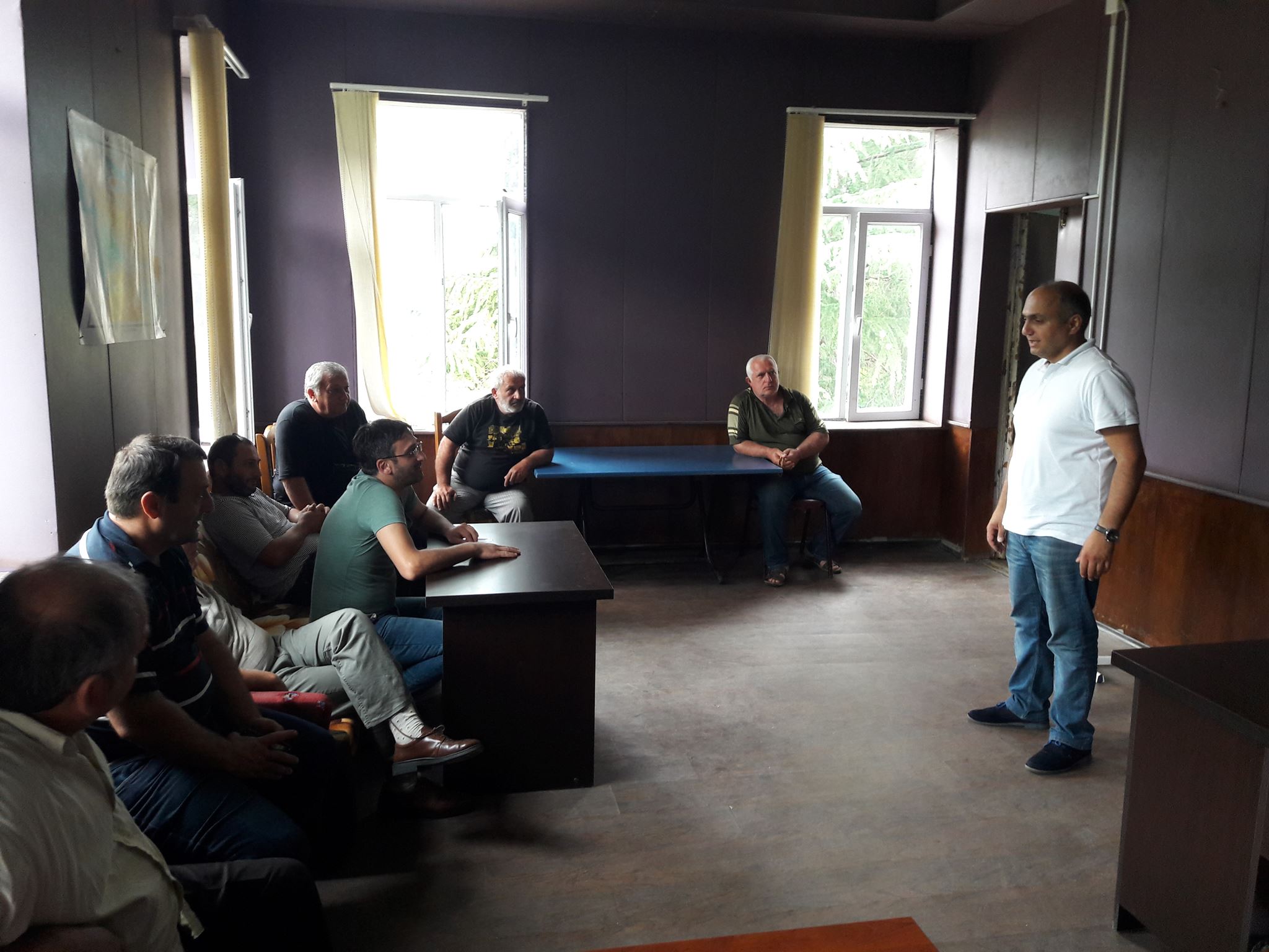  მოსახლეობასთან შეხვედრა დაგვაში