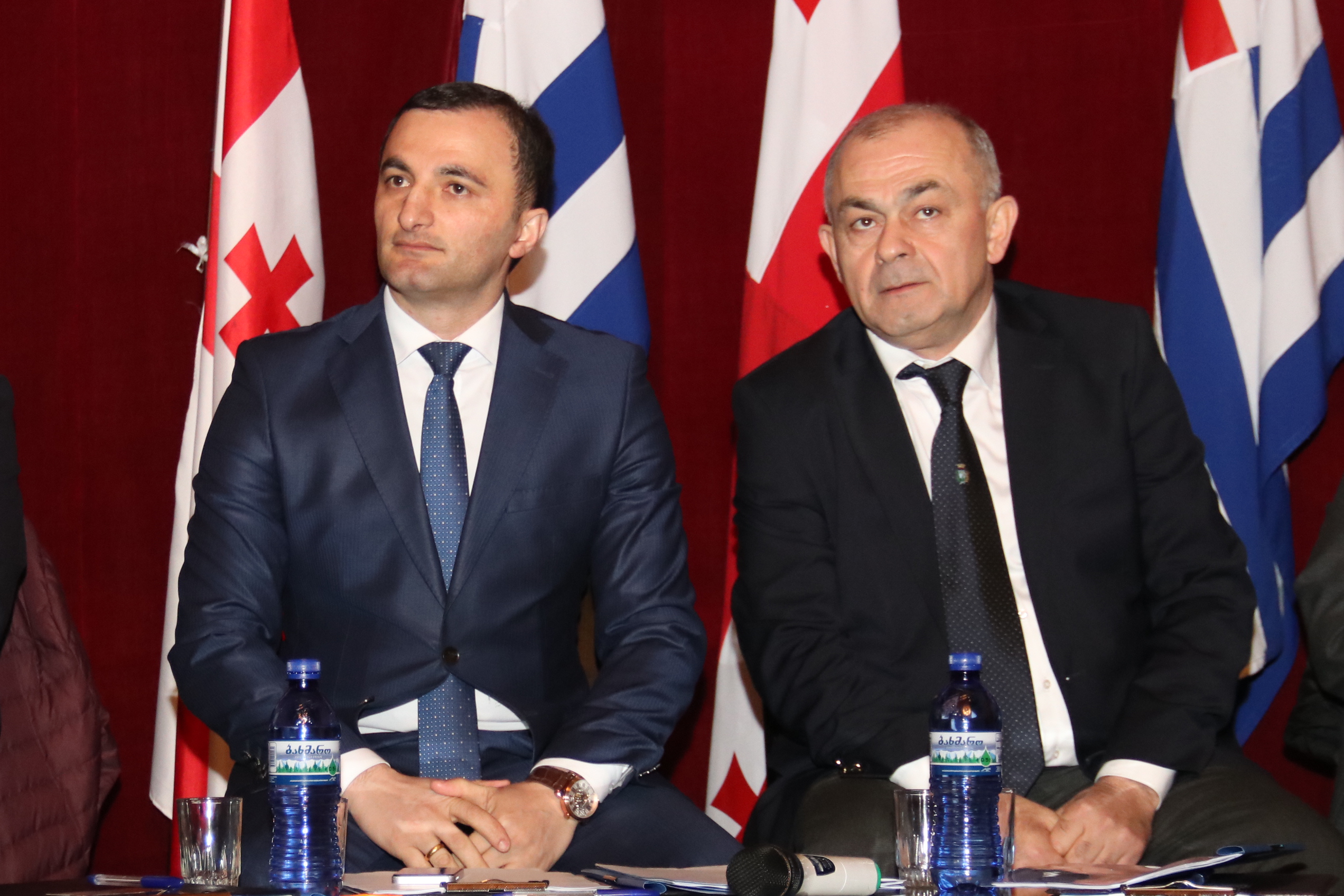 ”კონსტიტუცია უნდა ემსახუროს ხალხს“                        