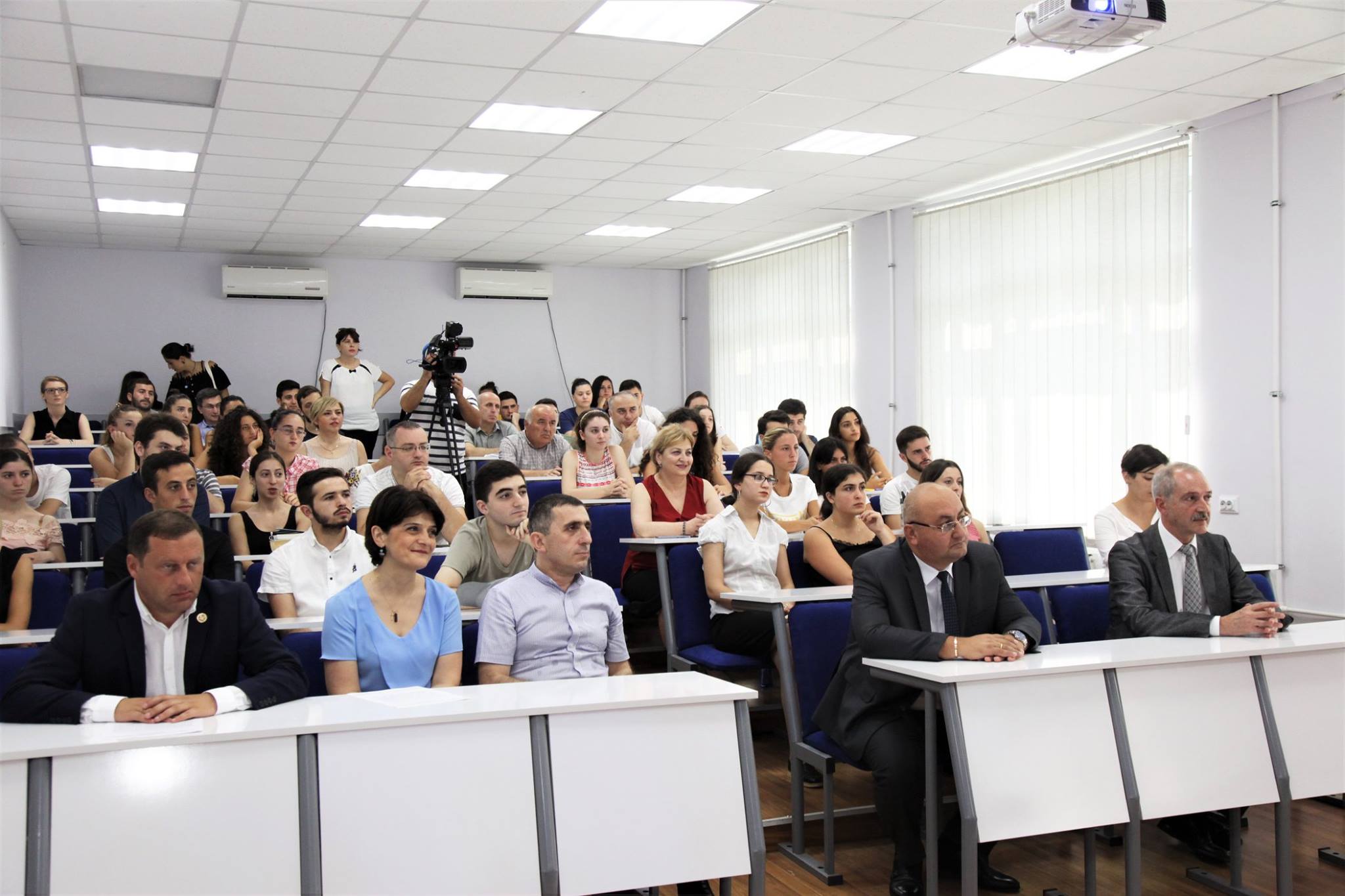 შეხვედრა ბათუმის სახელმწიფო უნივერსიტეტში