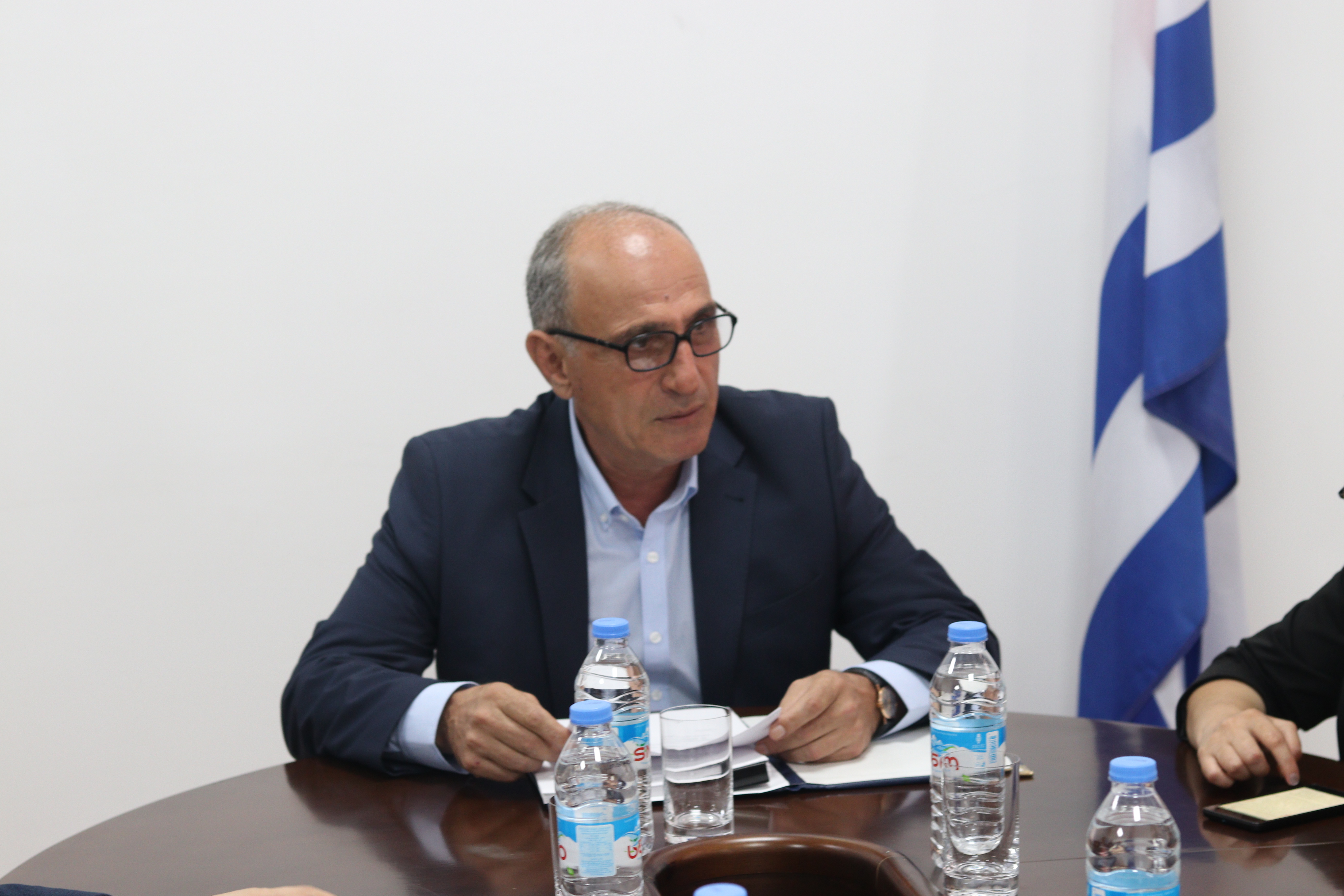 კანონმდებლებმა ორი კვარტლის ანგარიში მოისმინეს