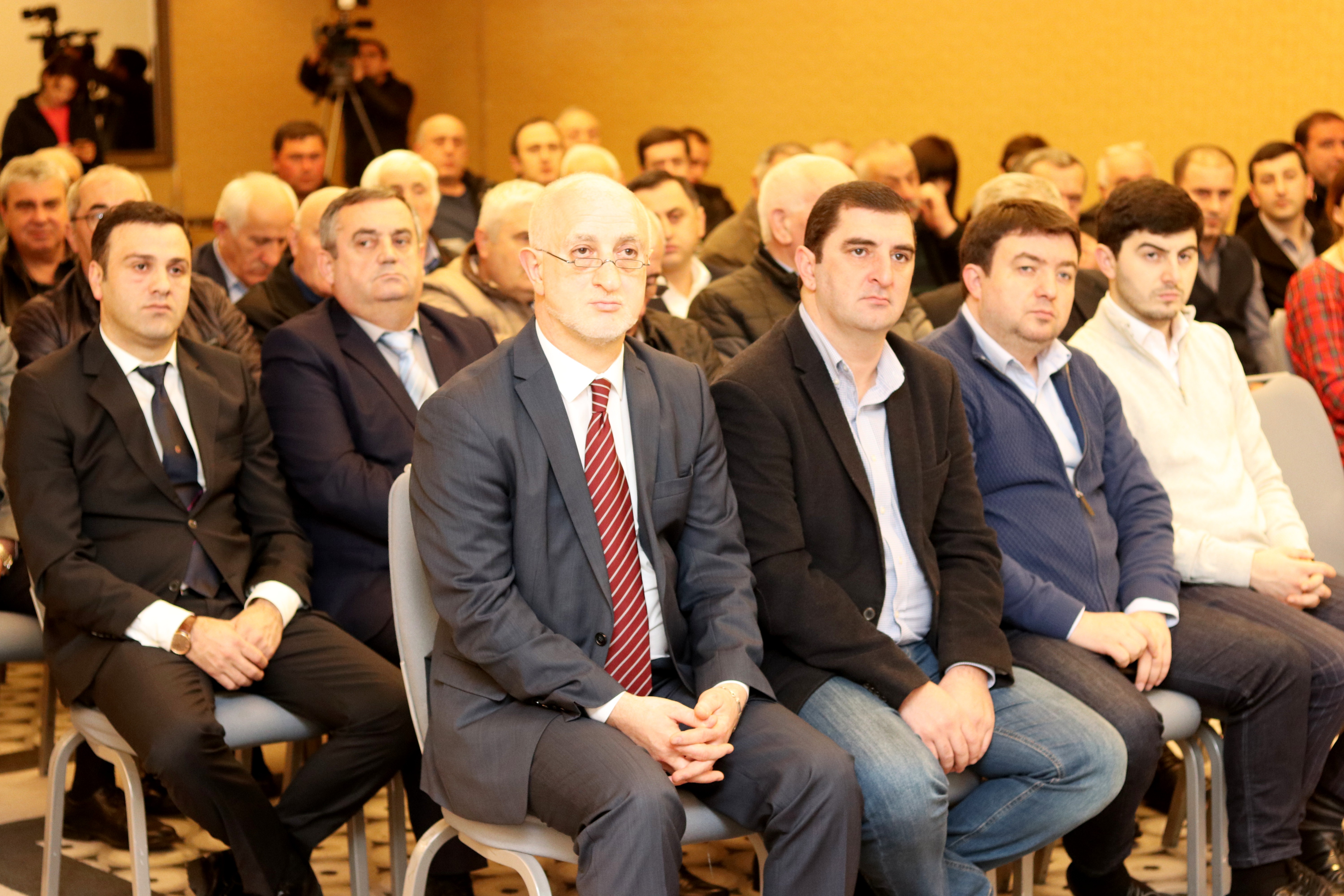 &nbsp;&nbsp;მინისტრმა ციტრუსის სეზონი შეაჯამა