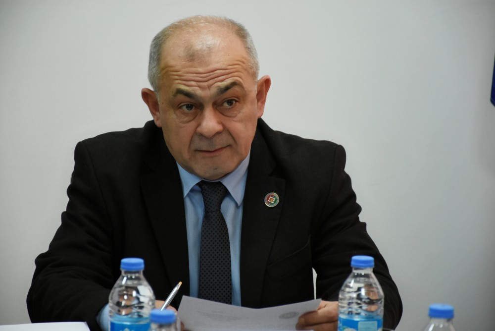 საგაზაფხულო სესია ბიუროს სხდომით გაიხსნა 