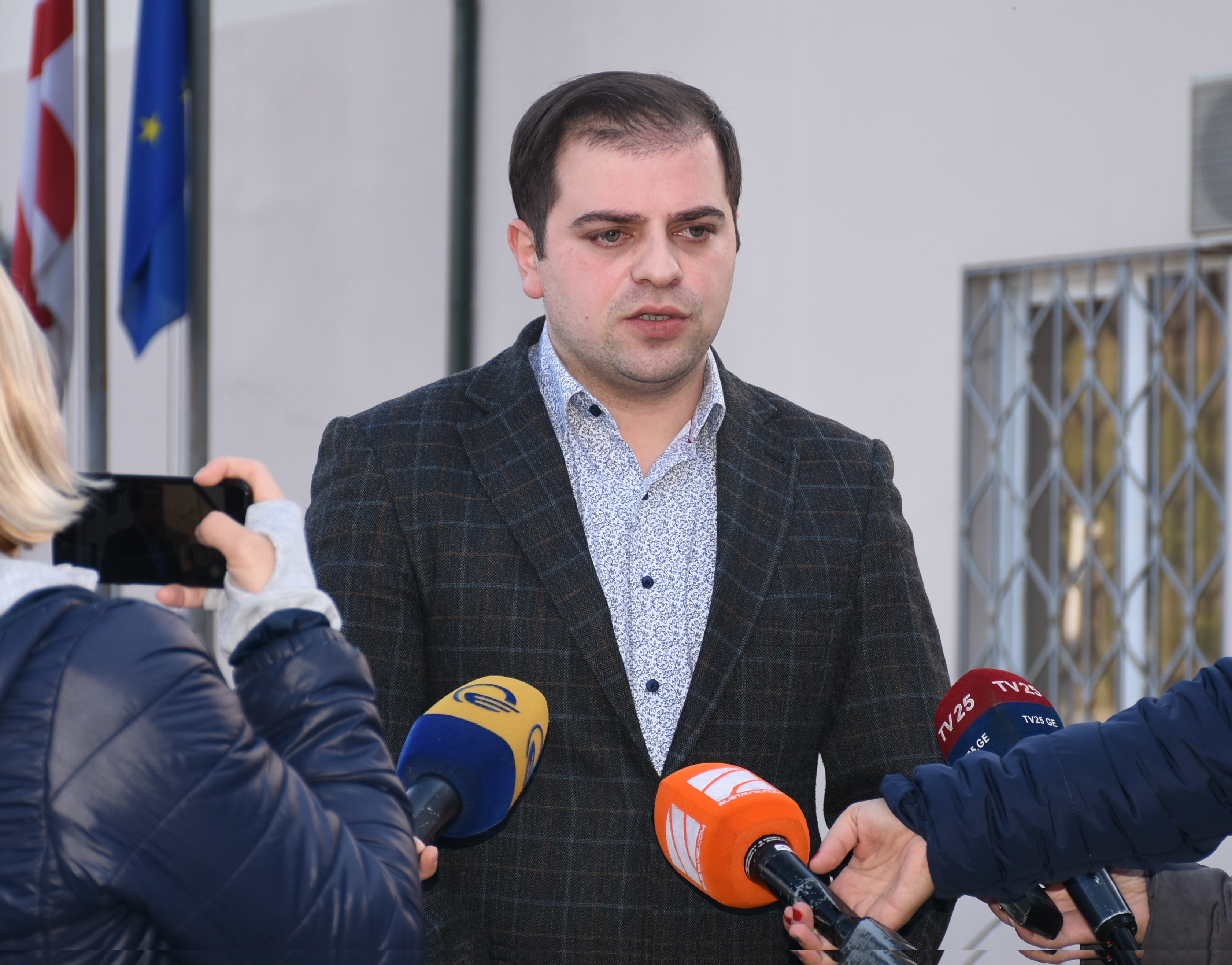 ცოტნე ანანიძე პატიმრების პრობლემებს გაეცნო