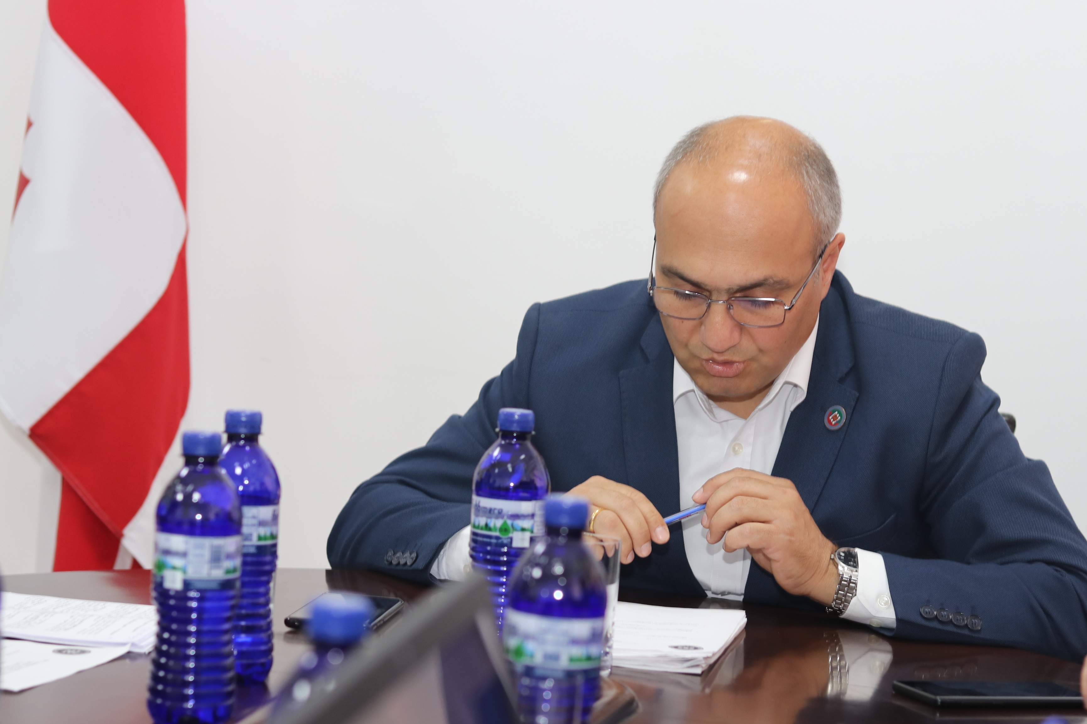 კანონმდებლებმა 2018 წლის ბიუჯეტის შესრულებაზე იმსჯელეს