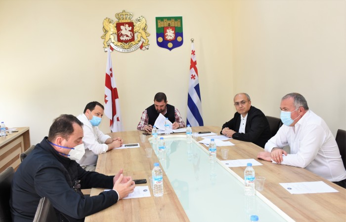 მიმოხილვა უმაღლესი საბჭოს ბიუროს წარედგინება