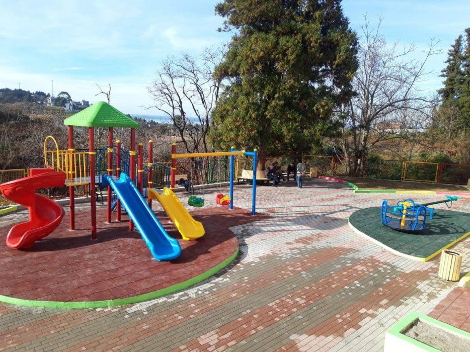 საახალწლო საჩუქრები  პატარებს