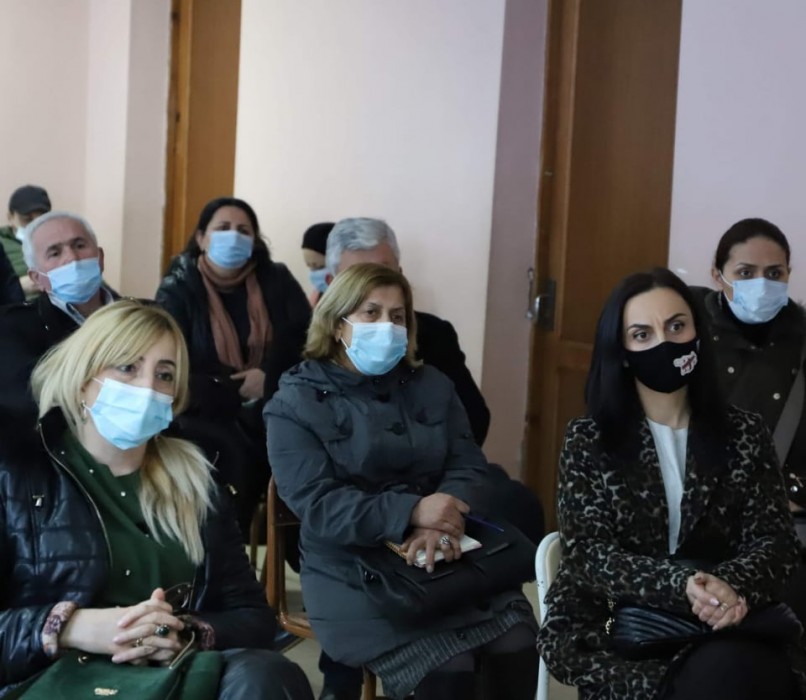 შეხვედრა მუნიციპალიტეტების საჯარო სკოლის დირექტორებთან