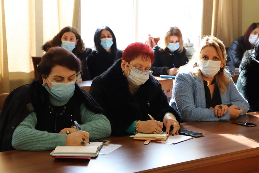 შეხვედრა მუნიციპალიტეტების საჯარო სკოლის დირექტორებთან