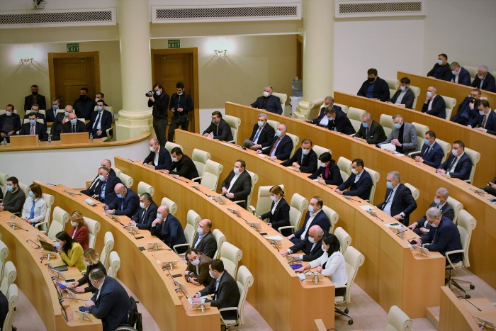 89 ხმით მთავრობის განახლებული შემადგენლობა დამტკიცებულია