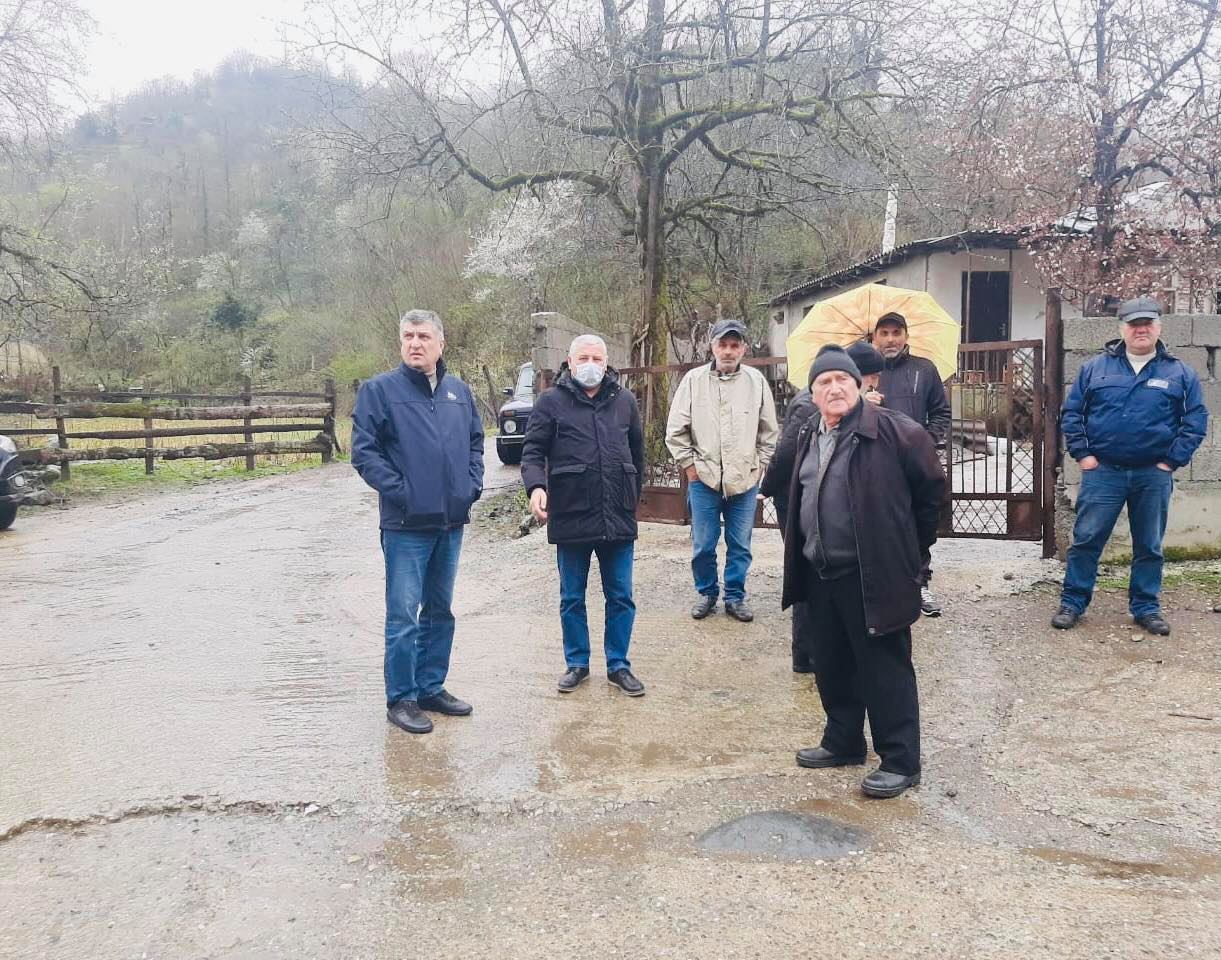 ფრიდონ ფუტკარაძე მოსახლეობასთან შეხვედრებს აგრძელებს