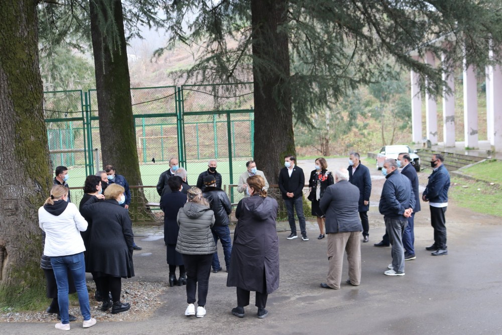 შეხვედრა ქობულეთის მუნიციპალიტეტის სოფელ ხალას მოსახლეობასთან