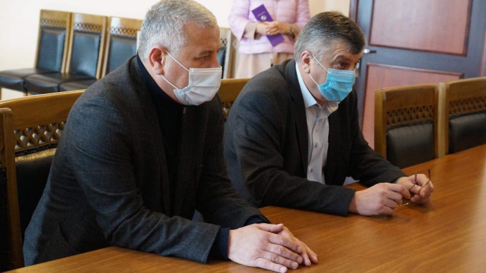 ფრიდონ ფუტკარაძე სამაჟორიტარო ოლქში მცხოვრებ ვეტერანებს შეხვდა