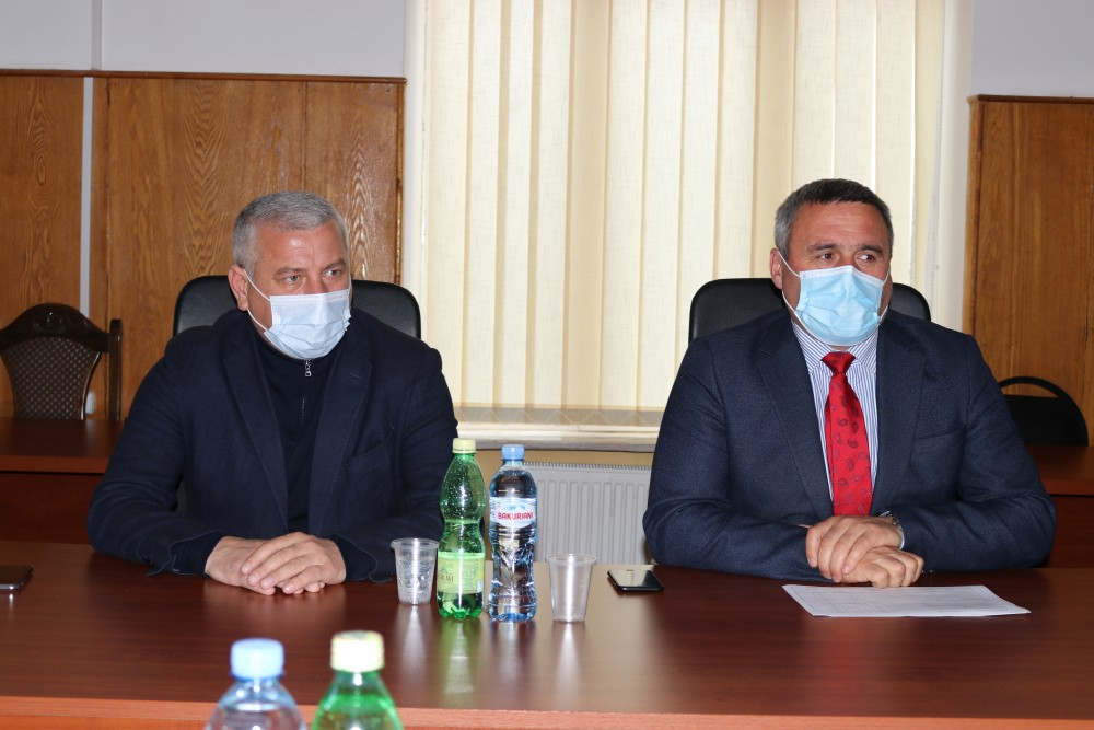 ფრიდონ ფუტკარაძე სამაჟორიტარო ოლქში მცხოვრებ ვეტერანებს შეხვდა