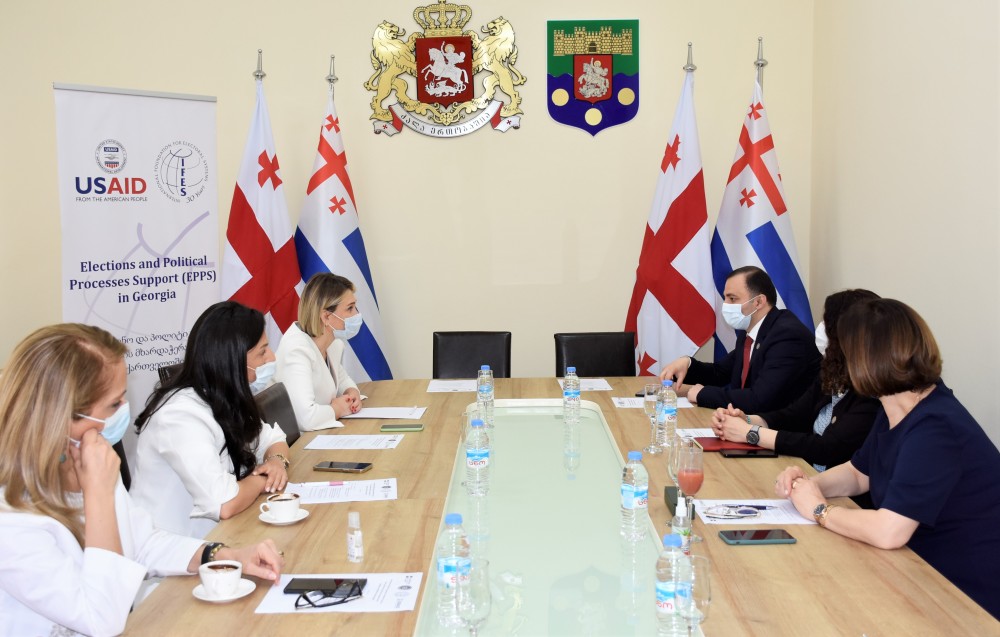 პარლამენტისა და უმაღლესი საბჭოს გენდერული თანასწორობის საბჭოებს შორის  მემორანდუმი გაფორმდა