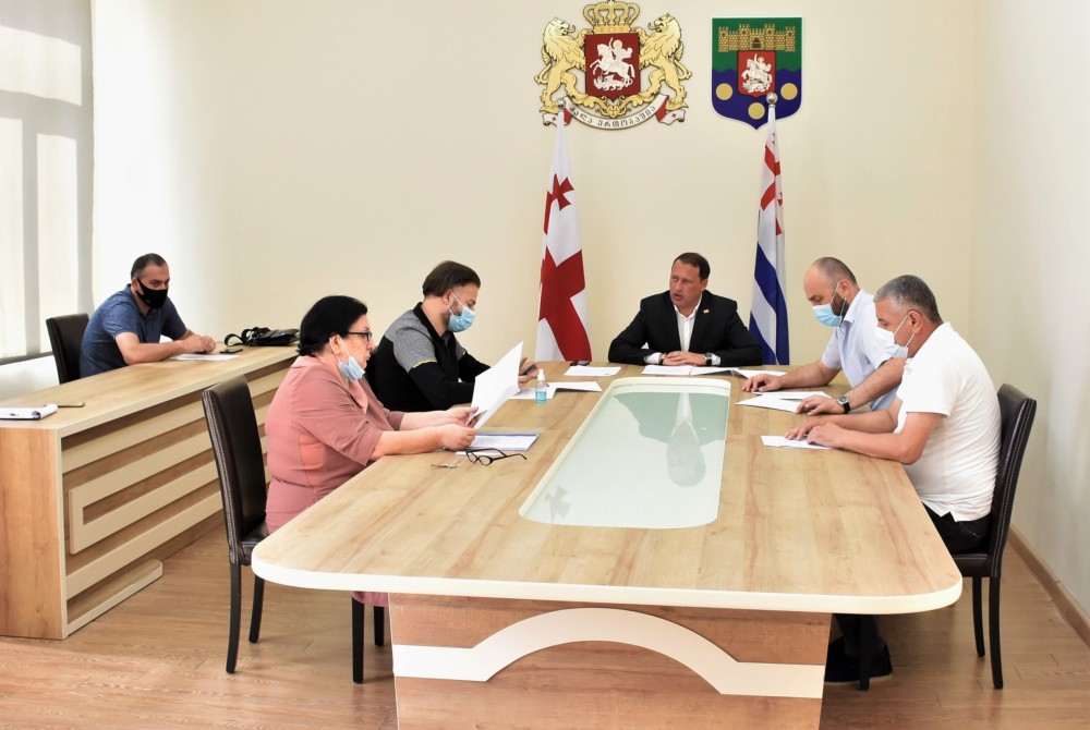 საკონსტიტუციო, იურიდიულ და საპროცედურო საკითხთა კომიტეტის სხდომა