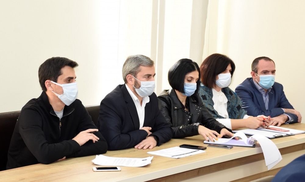 ბიუროს სხდომა