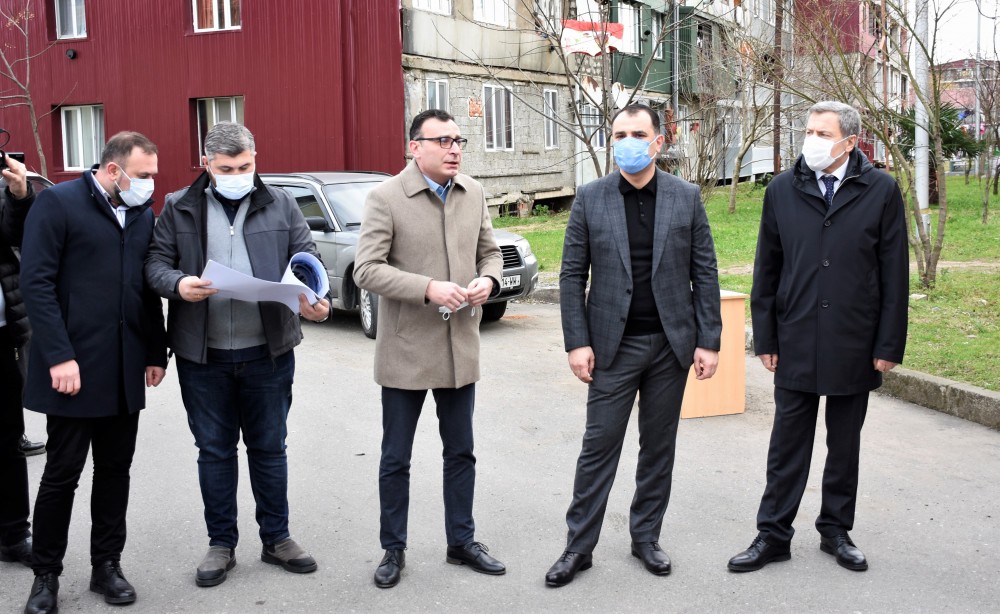 შეხვედრა ჯავახიშვილის ერთეულის მაცხოვრებლებთან