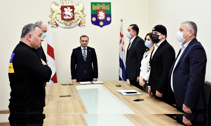 დავით გაბაიძე: „აჭარა უკრაინის დამეგობრებულ რეგიონებსა და ქალაქებს ჰუმანიტარულ დახმარებას გაუწევს“ - აჭარის უმაღლეს საბჭოში საგაზაფხულო სესია გაიხსნა