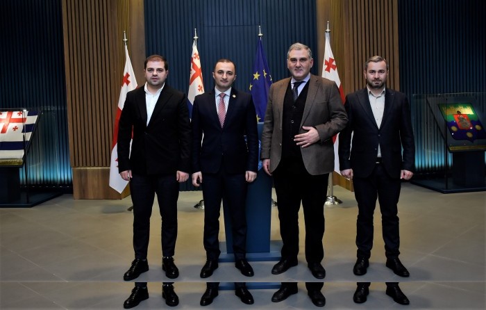 აჭარის უმაღლესი საბჭოს წევრები მიხეილ სარჯველაძეს შეხვდნენ