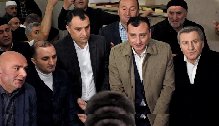 დავით გაბაიძემ და ტიტე აროშიძემ მუსლიმანებს რამადან ბაირამი მიულოცეს