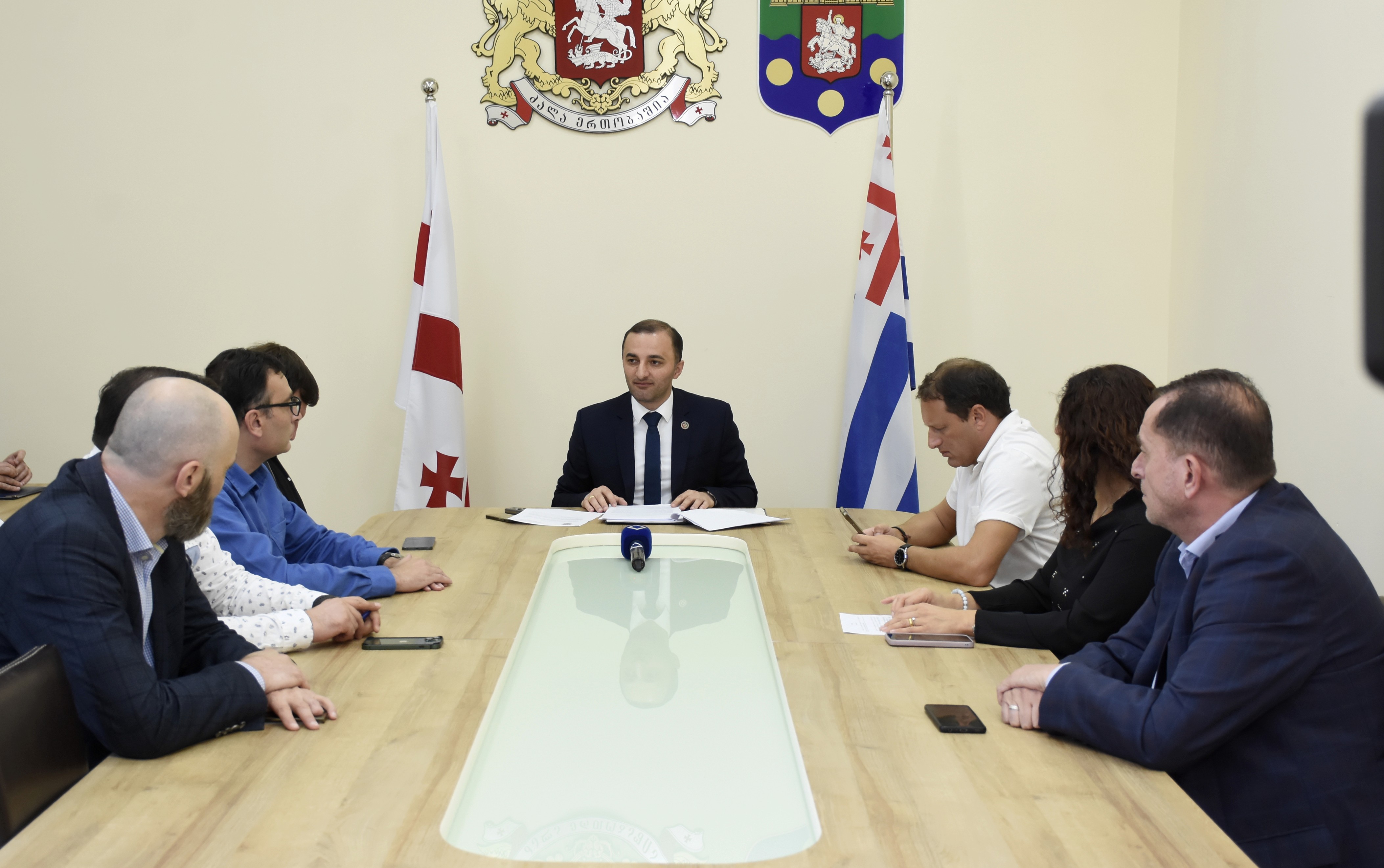 &nbsp;ბიუროს სხდომა