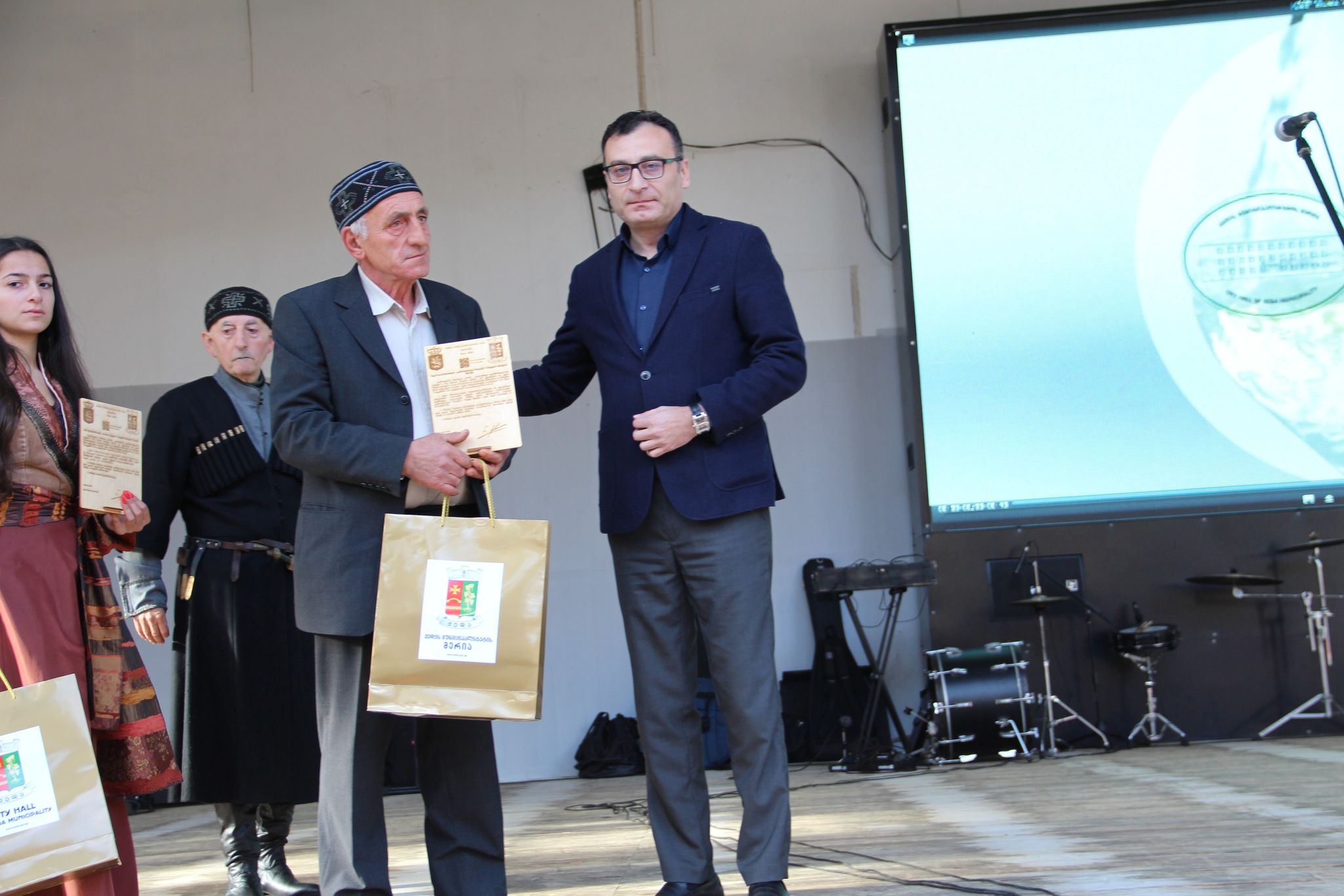  ქედაში ტრადიციული დღესასწაული - ''შემოდგომა ქედაში“ და ,,ქედის ღვინის ფესტივალი“ გაიმართა