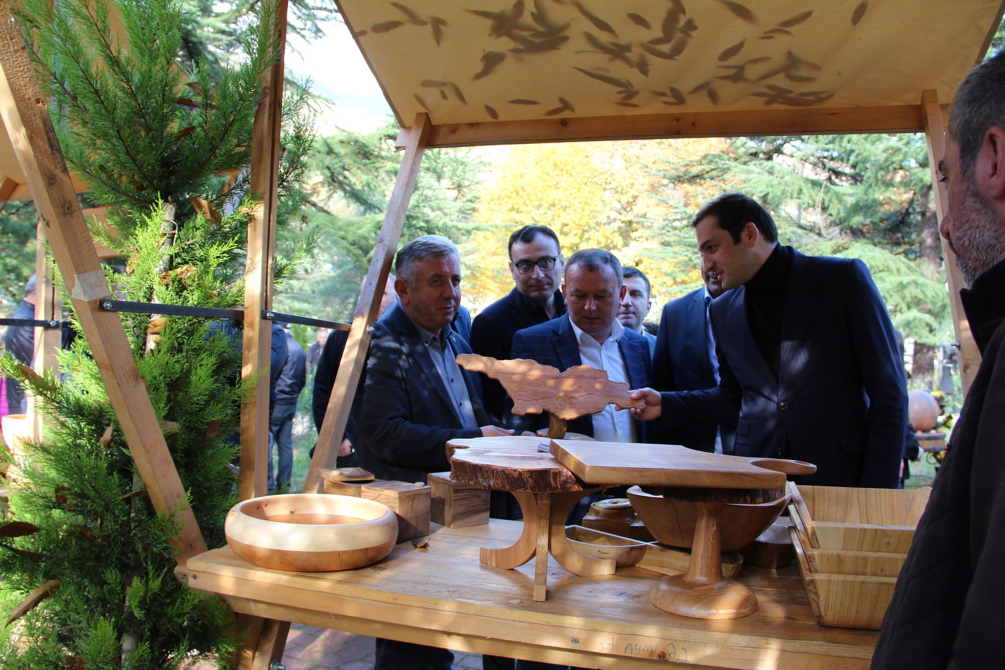  ქედაში ტრადიციული დღესასწაული - ''შემოდგომა ქედაში“ და ,,ქედის ღვინის ფესტივალი“ გაიმართა