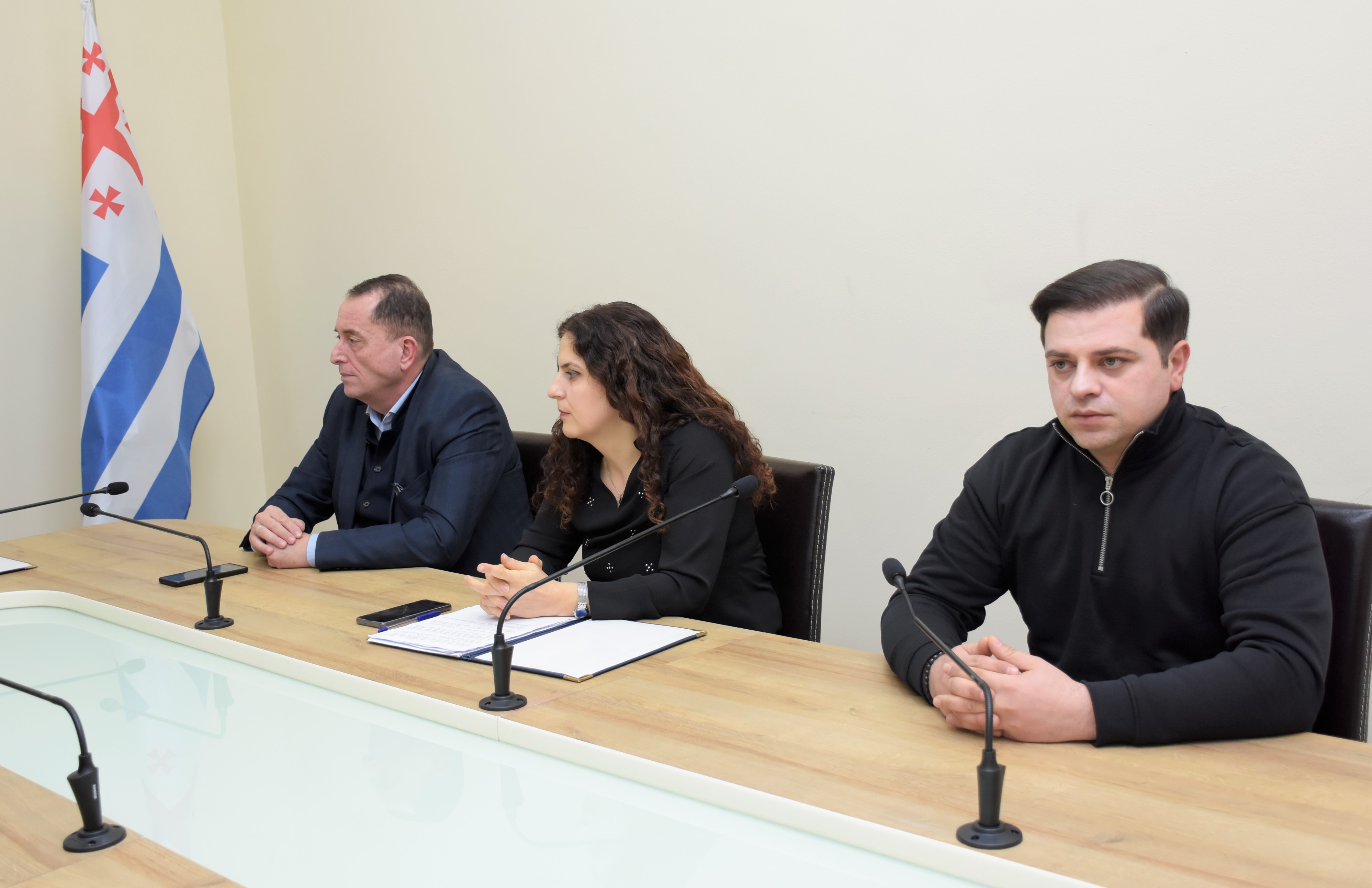 ბიუროს სხდომა