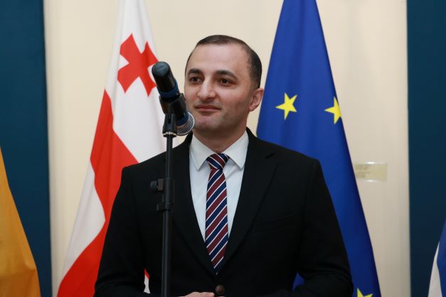 აჭარის უმაღლესი საბჭოს წევრები ლიეტუვას სახელმწიფოს აღდგენის დღისადმი მიძღვნილ ღონისძიებას დაესწრნენ