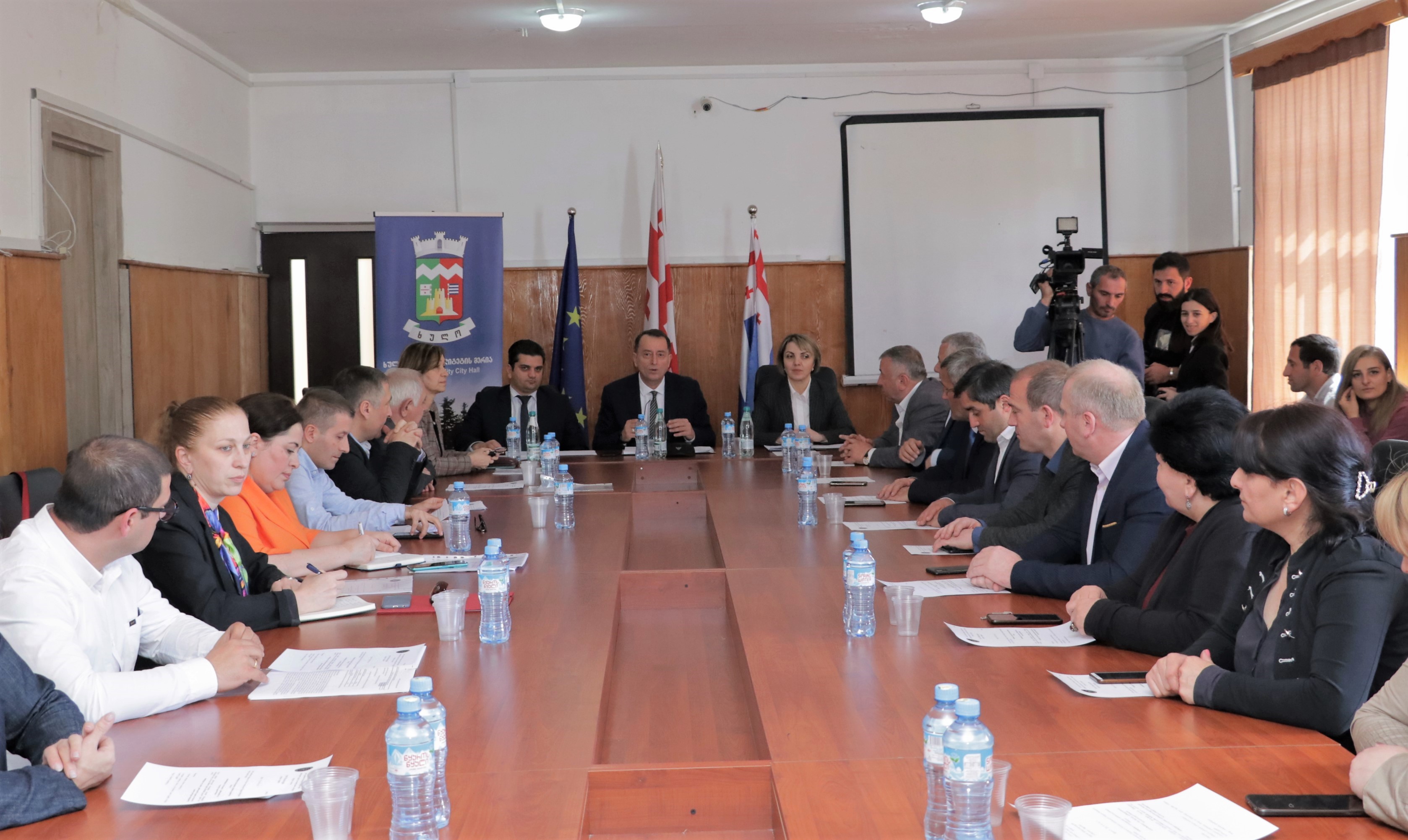 ჯანმრთელობის დაცვისა და სოციალურ საკითხთა კომიტეტის გასვლითი სხდომა ხულოს მუნიციპალიტეტში