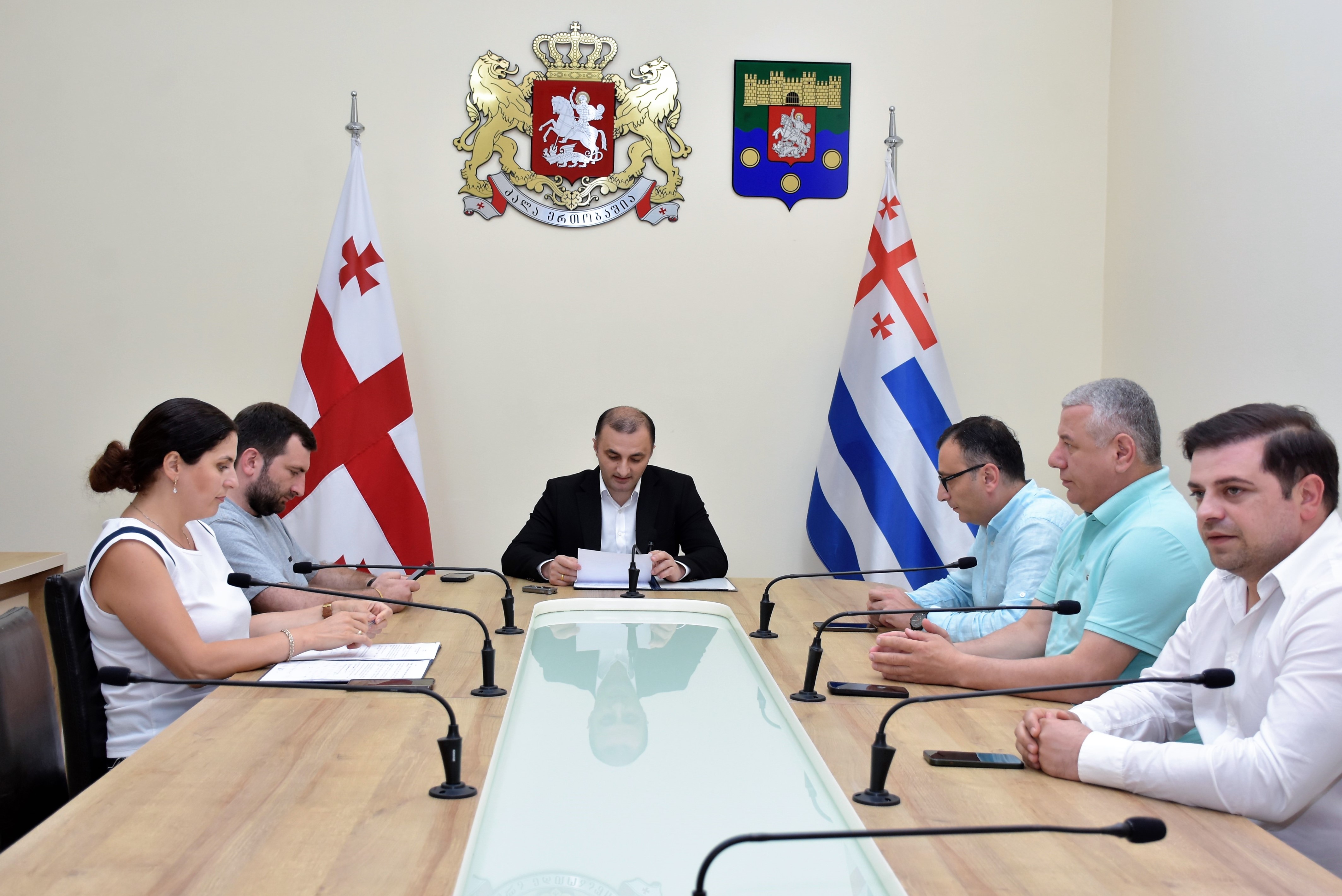 ბიუროს სხდომა