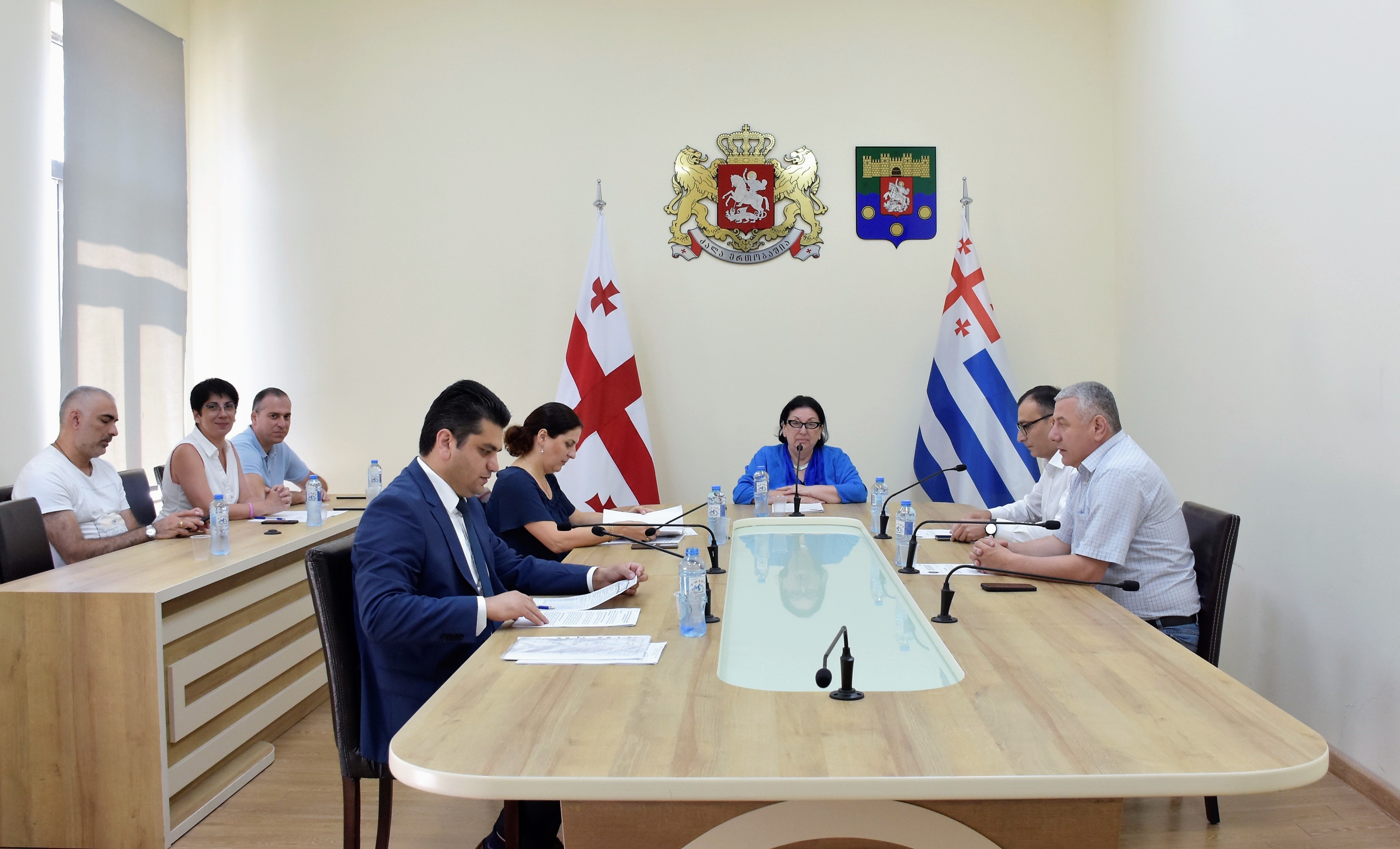 საკონსტიტუციო, იურიდიულ და საპროცედურო საკითხთა კომიტეტის სხდომა