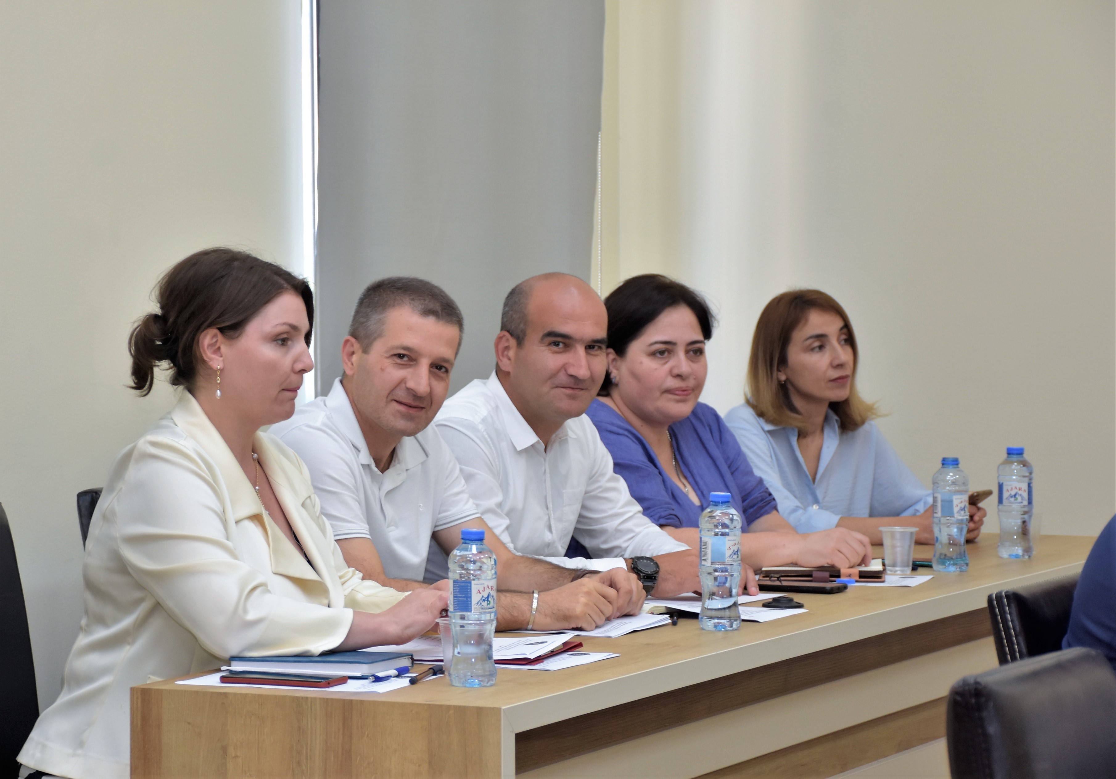 ჯანმრთელობის დაცვისა და სოციალურ საკითხთა და ადამიანის უფლებათა დაცვის საკითხთა კომიტეტების ერთობლივ სხდომა