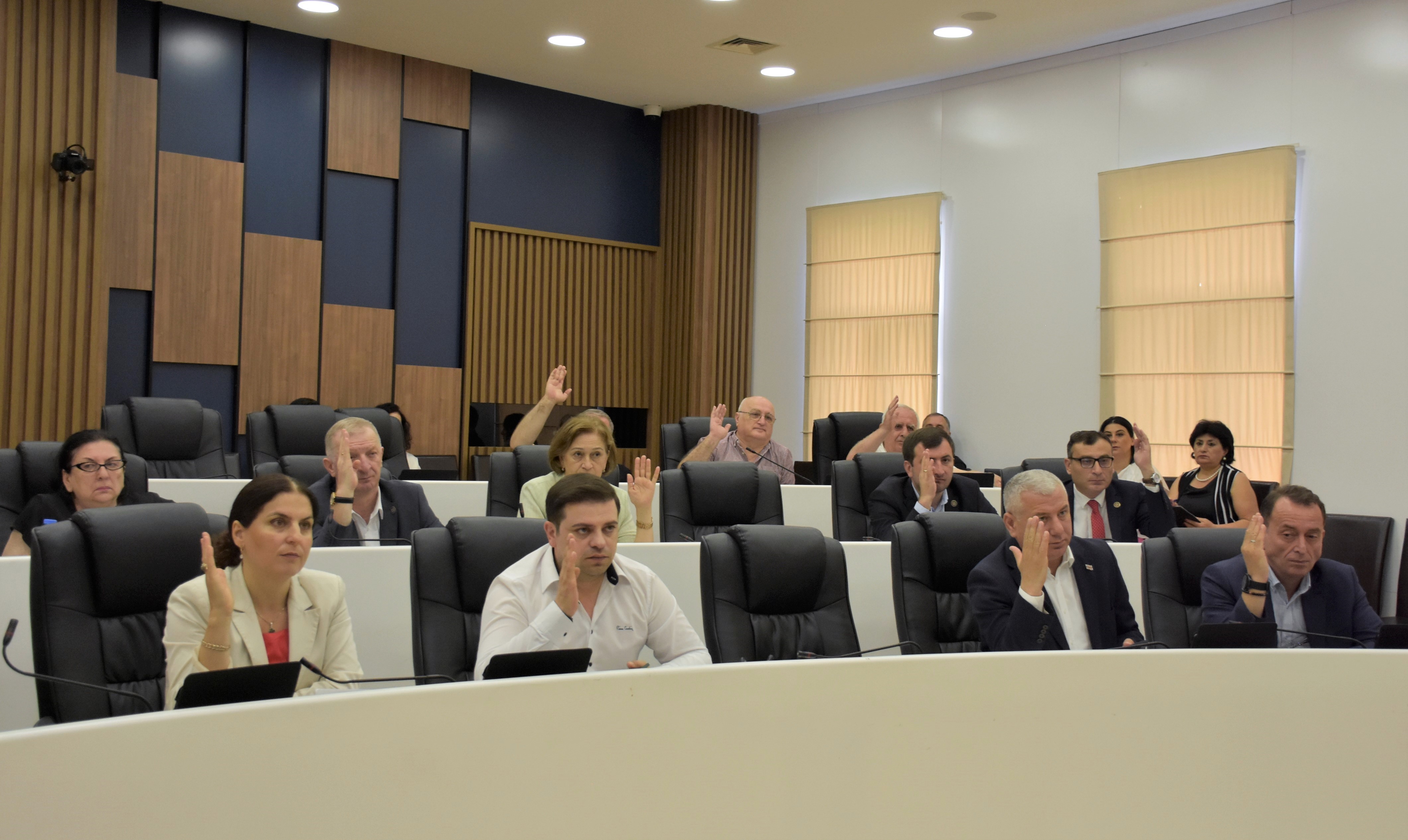 უმაღლესმა საბჭომ რიგგარეშე სესიაზე  „აჭარის ავტონომიური რესპუბლიკის 2023 წლის რესპუბლიკური ბიუჯეტის შესახებ“ კანონში შესატანი ცვლილება 12 ხმით დაამტკიცა