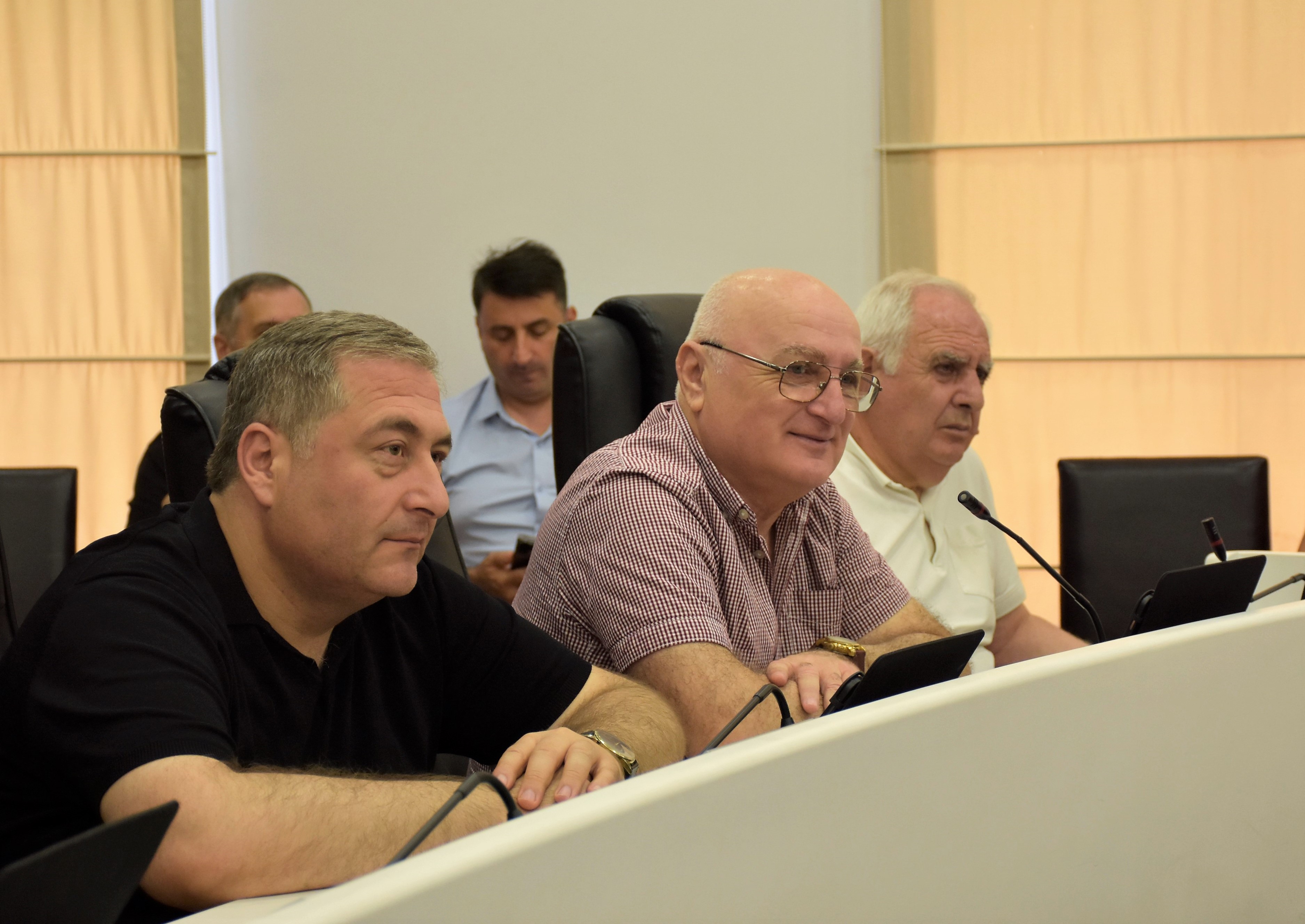 უმაღლესმა საბჭომ რიგგარეშე სესიაზე  „აჭარის ავტონომიური რესპუბლიკის 2023 წლის რესპუბლიკური ბიუჯეტის შესახებ“ კანონში შესატანი ცვლილება 12 ხმით დაამტკიცა