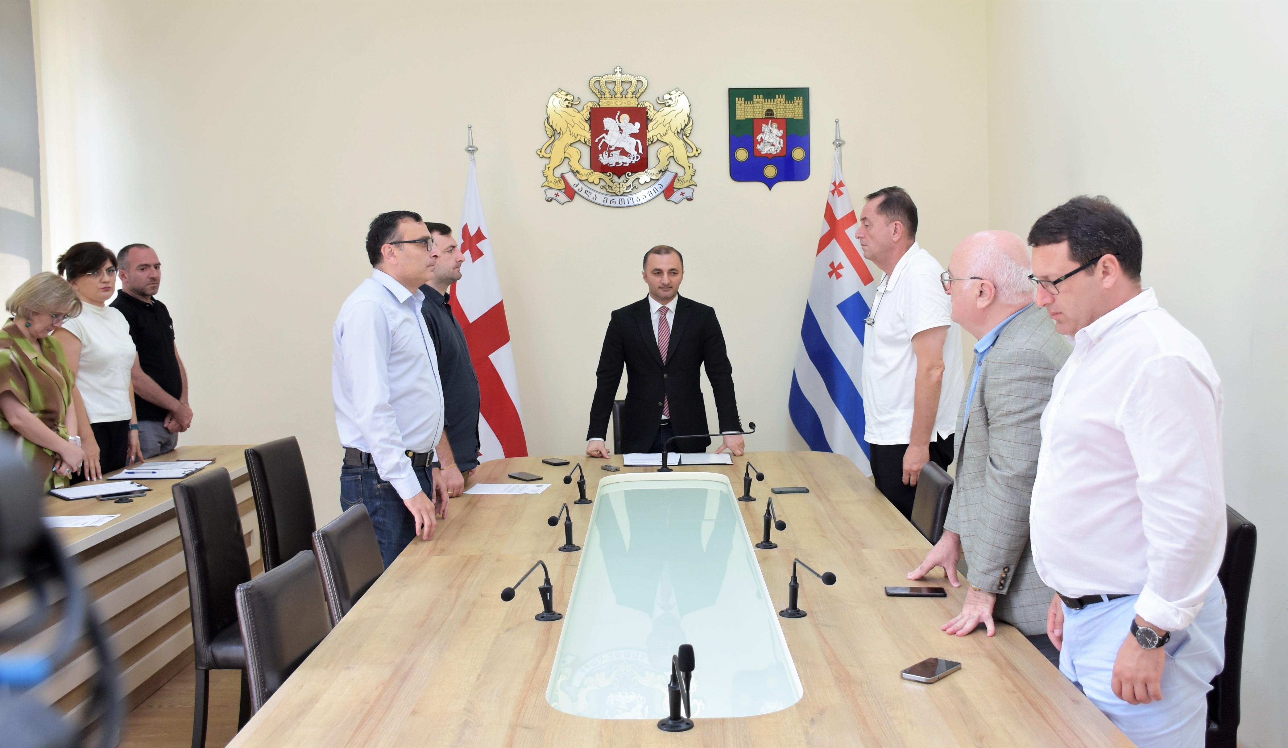 ბიუროს სხდომა