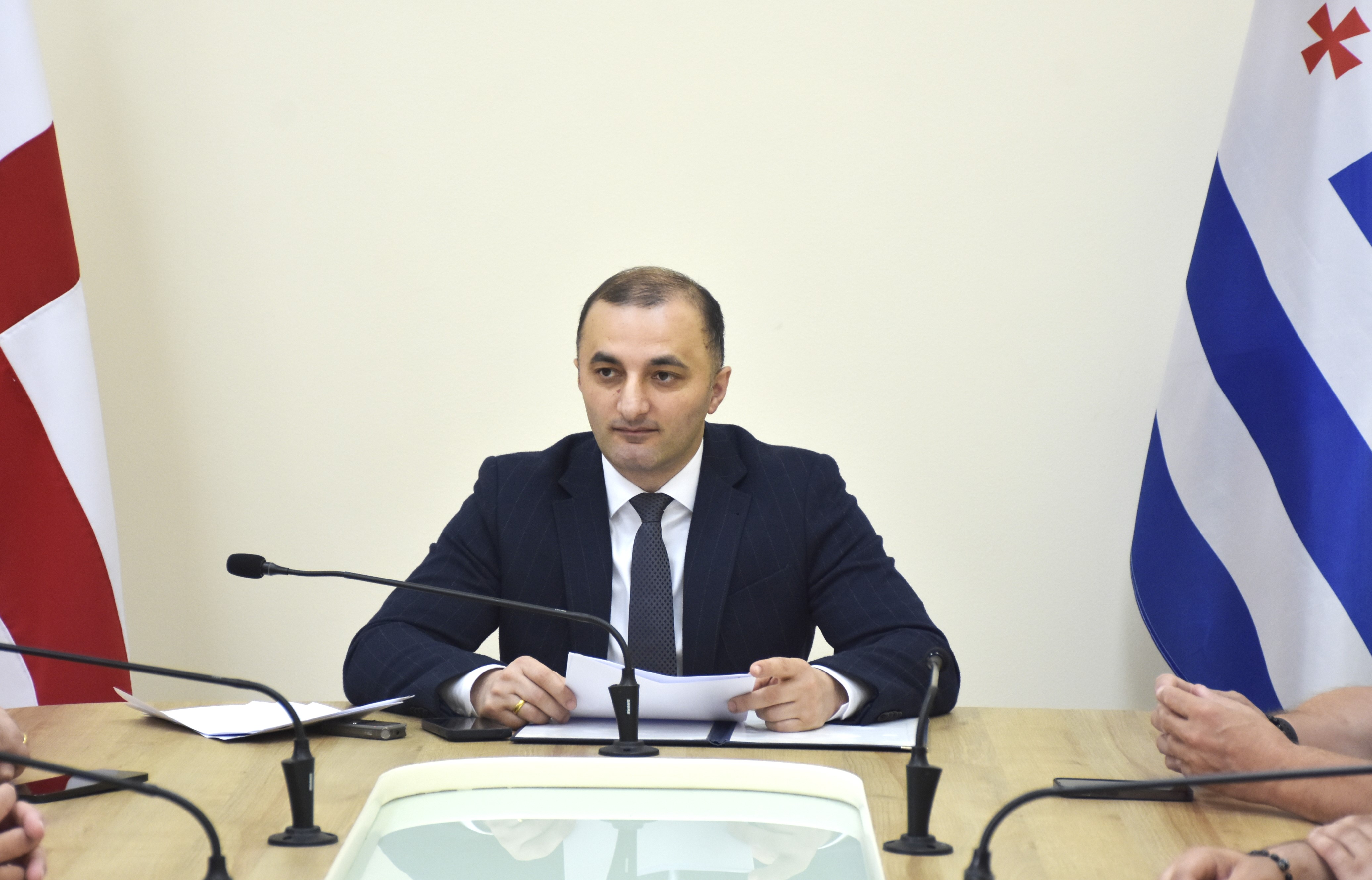 ბიუროს სხდომა