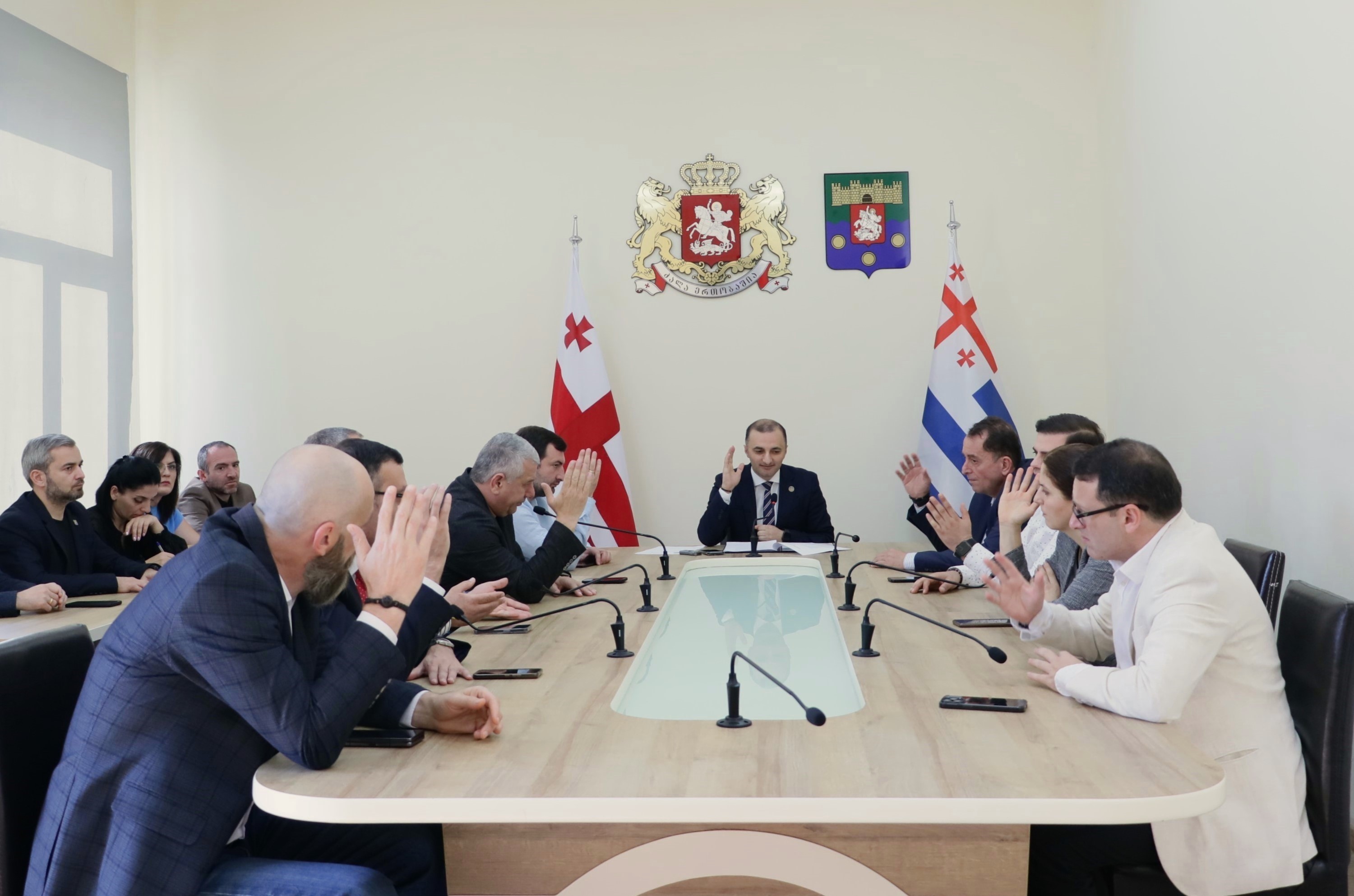 ბიუროს სხდომა