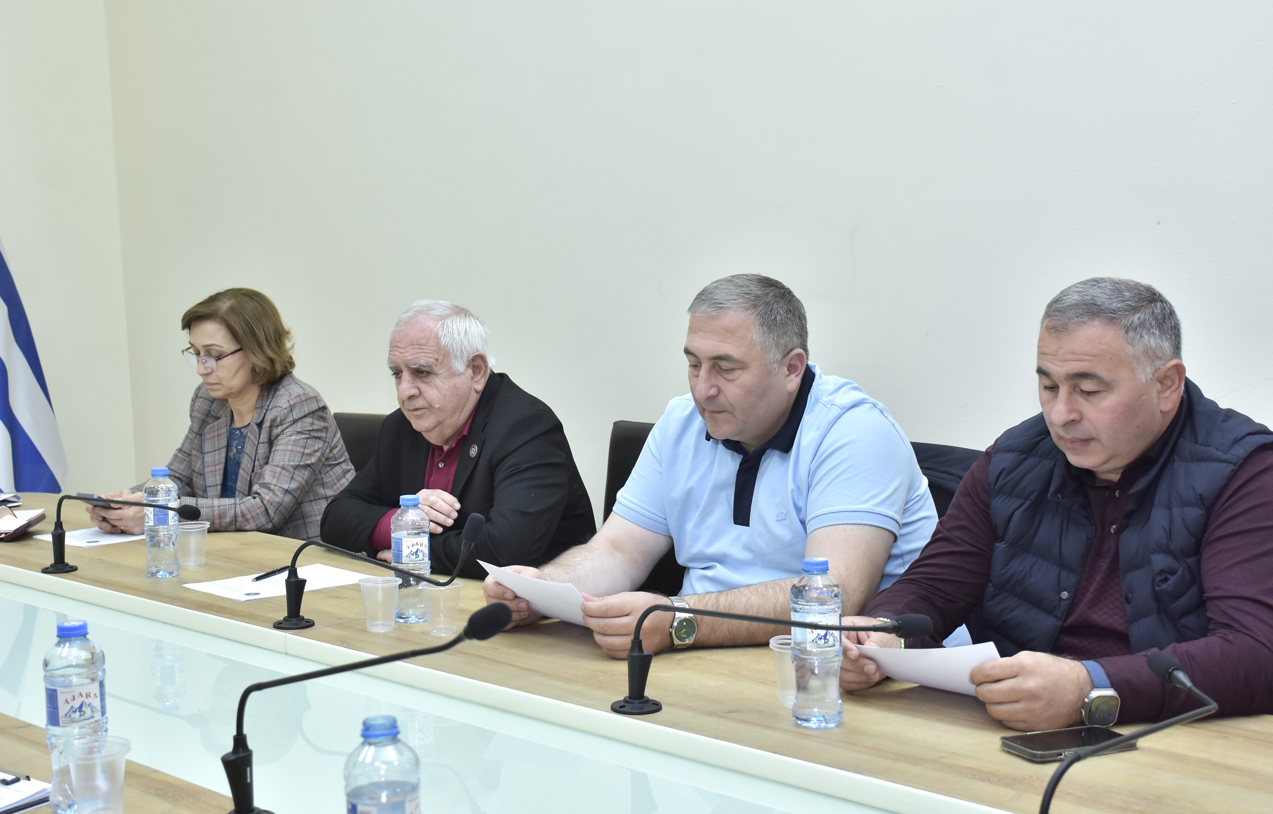 ჯანმრთელობის დაცვისა და სოციალურ საკითხთა კომიტეტის სხდომა