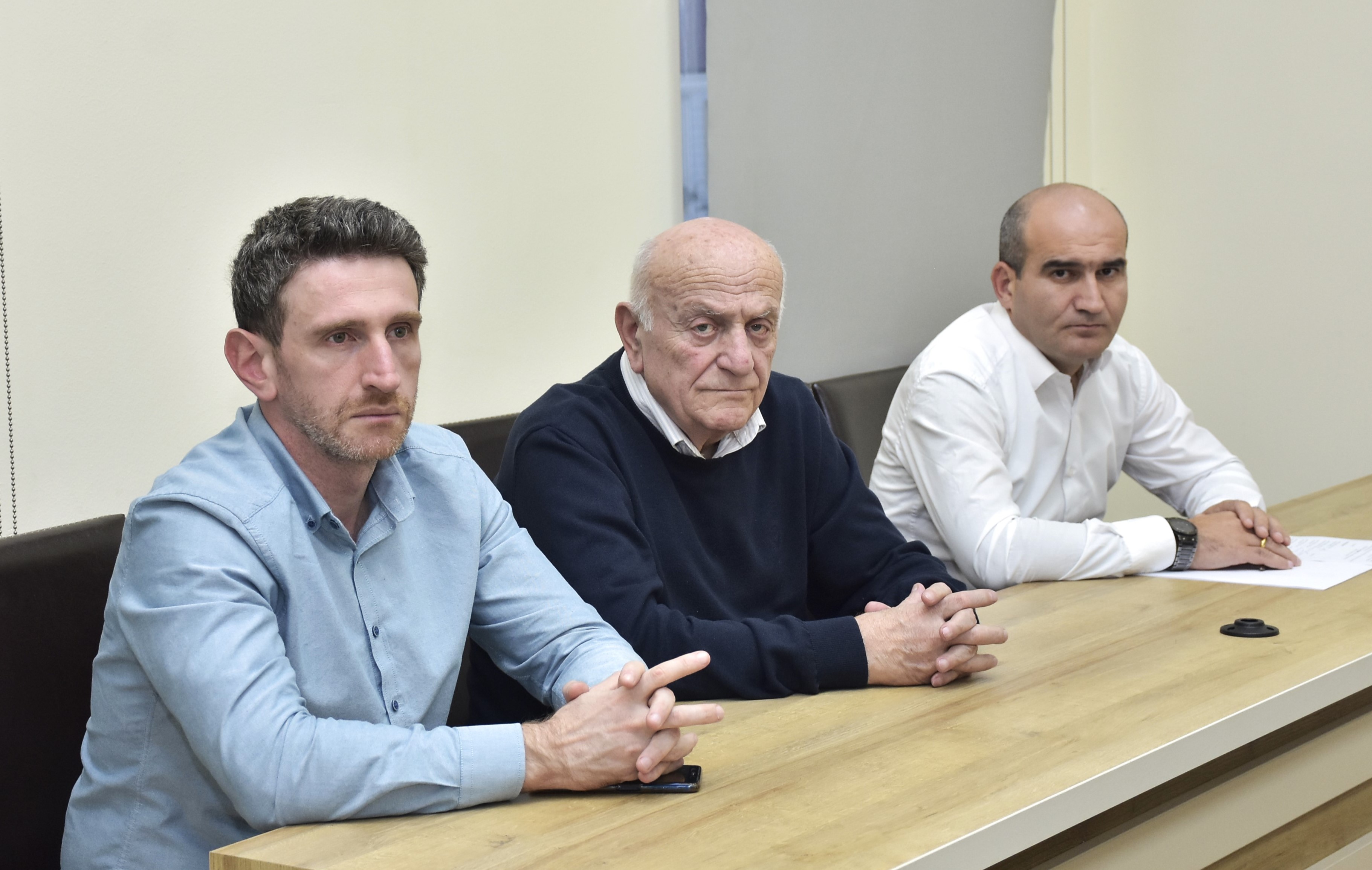 ადამიანის უფლებათა დაცვის საკითხთა კომიტეტის სხდომა