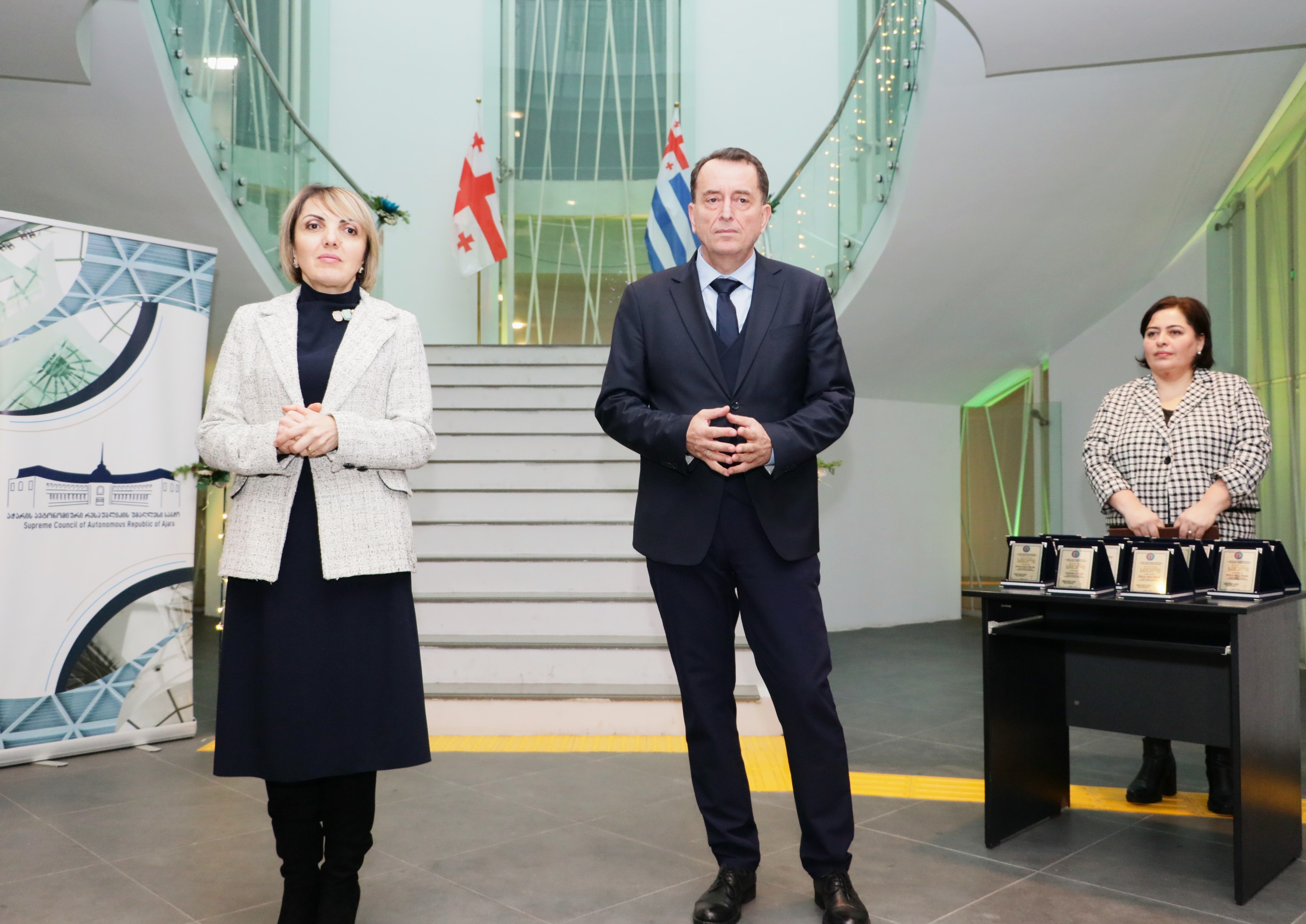 ილია ვერძაძემ, წლის შემაჯამებელ ღონისძიებაზე, ღვაწლმოსილი ექიმები დააჯილდოვა